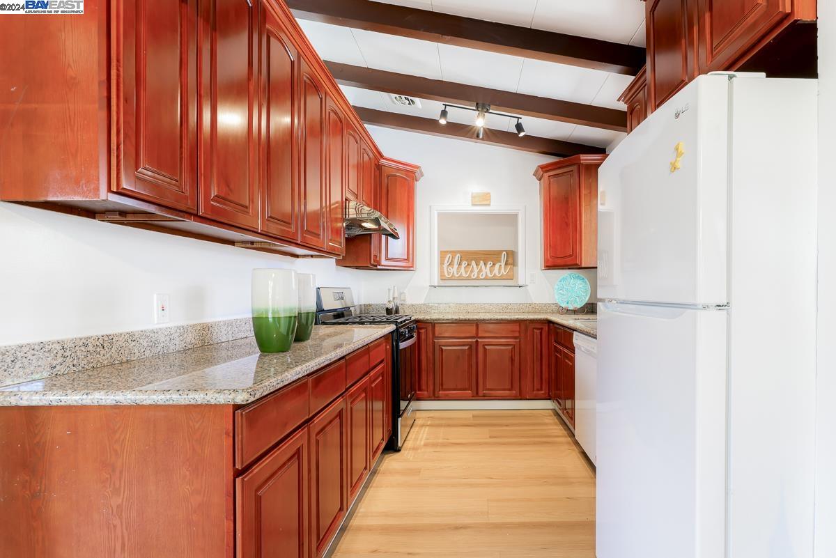 2220 Brookhaven Ct
