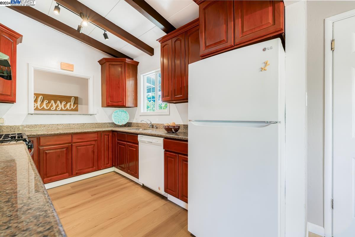 2220 Brookhaven Ct