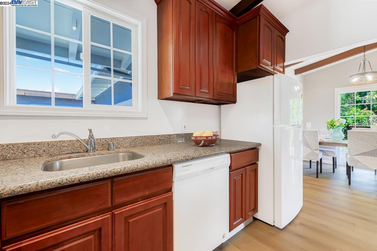 2220 Brookhaven Ct