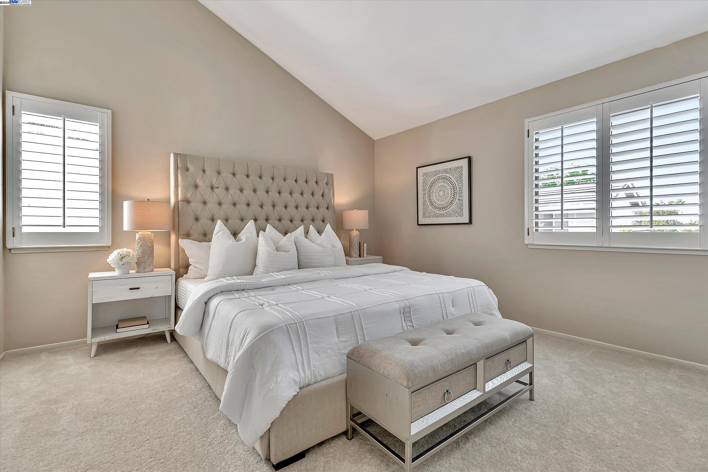 6537 Calle De La Mancha