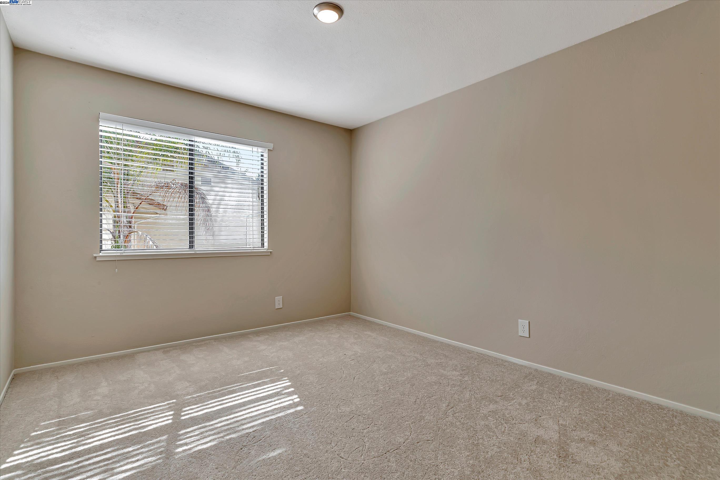 6537 Calle De La Mancha