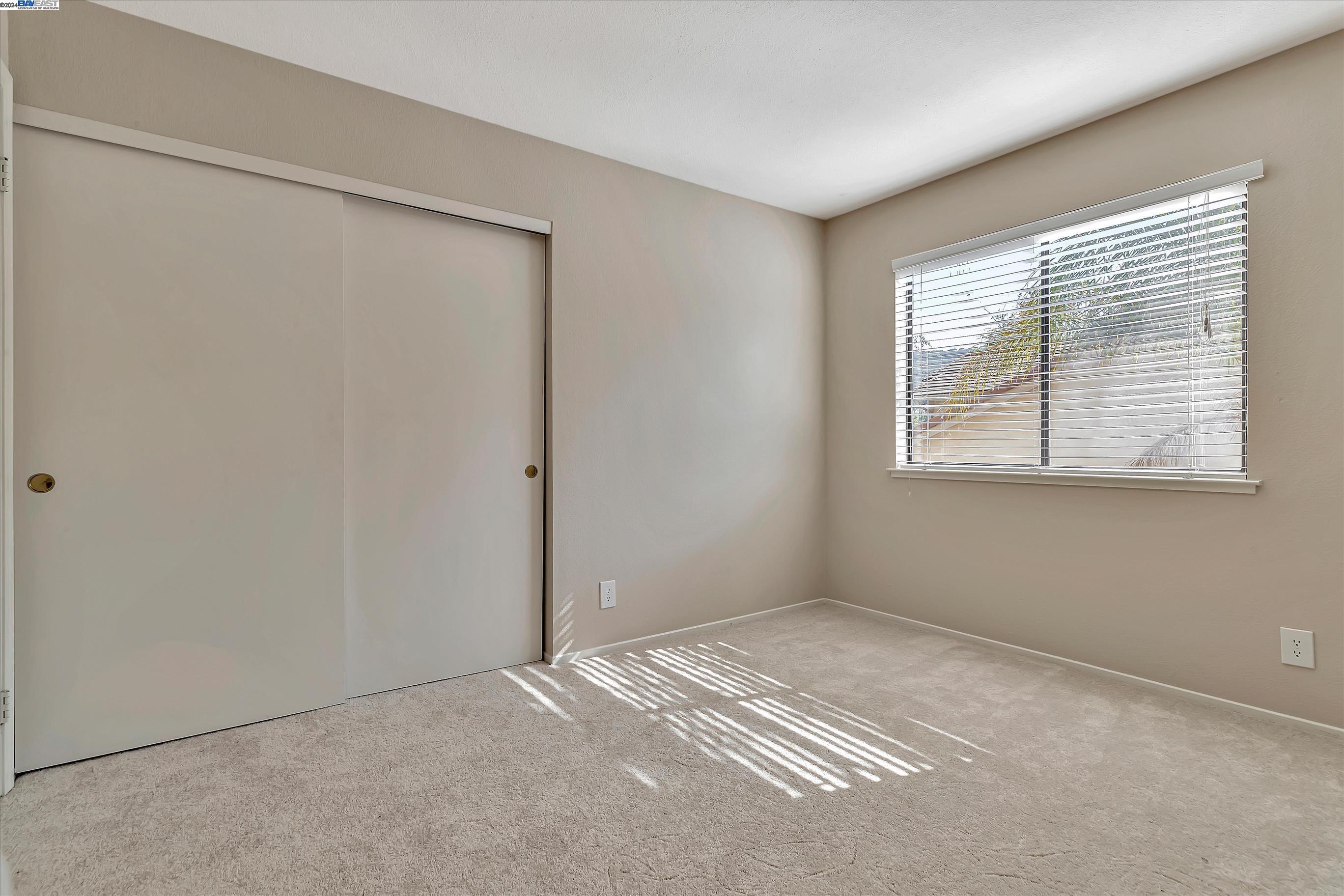 6537 Calle De La Mancha