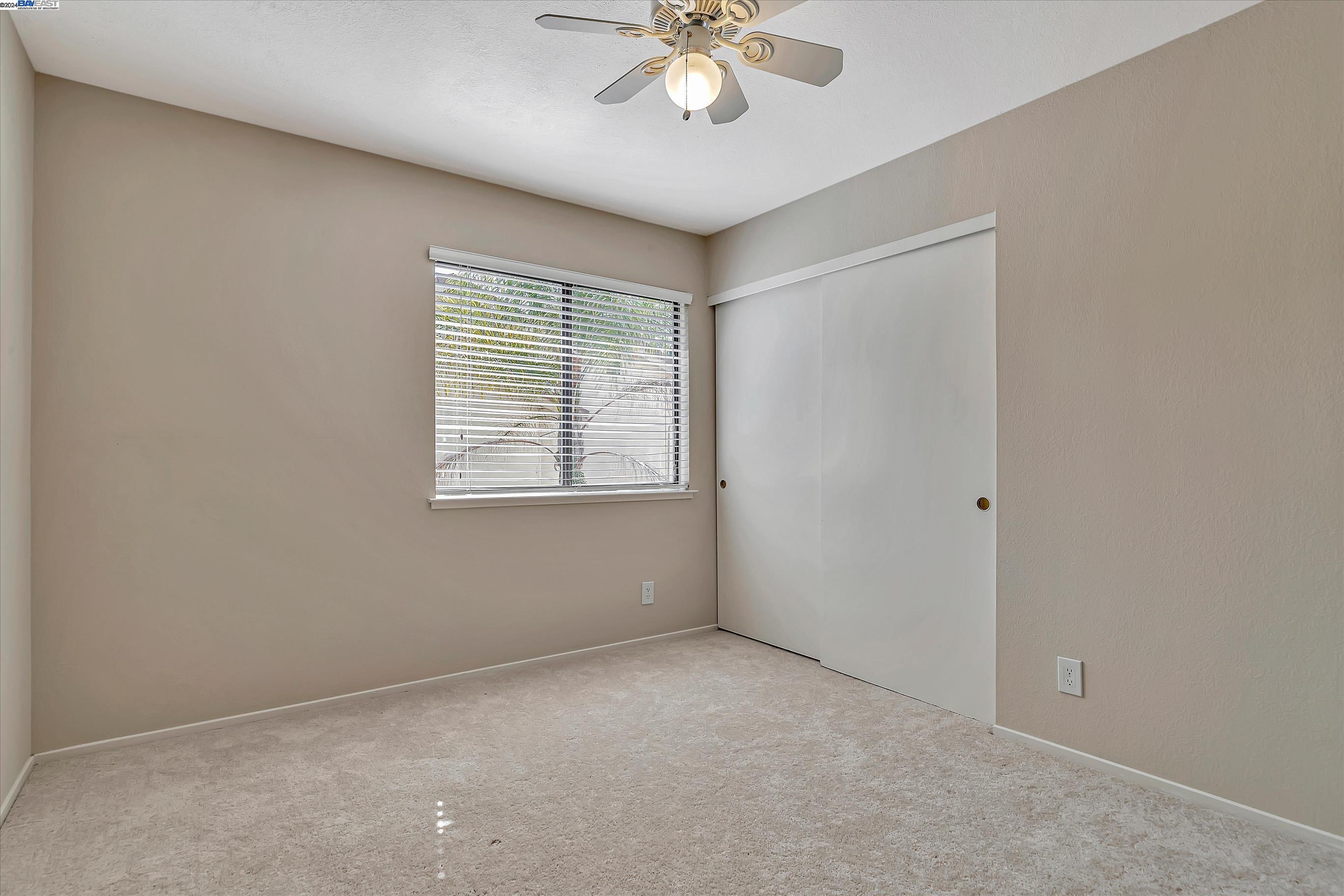 6537 Calle De La Mancha