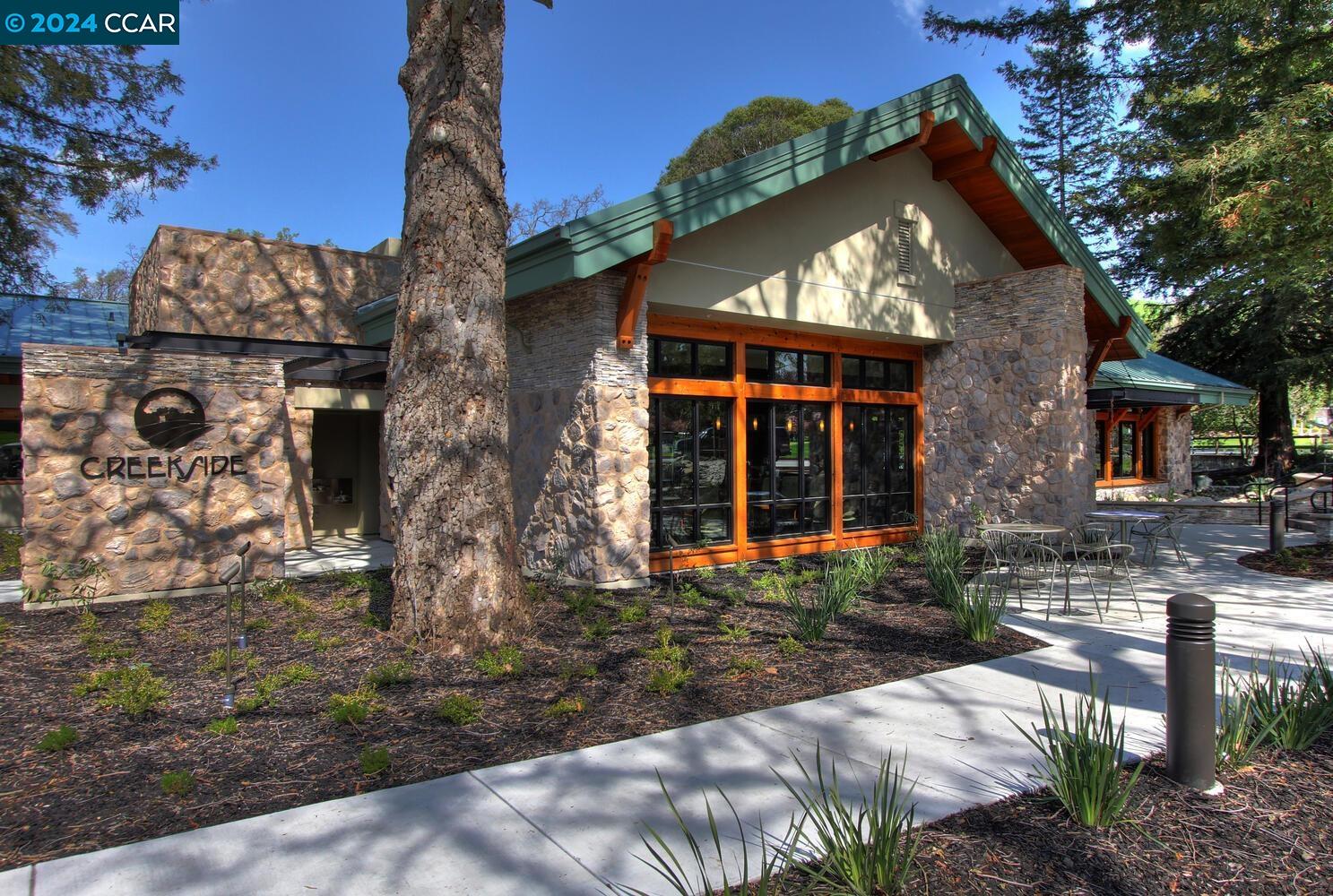 3042 Rossmoor Parkway # 2