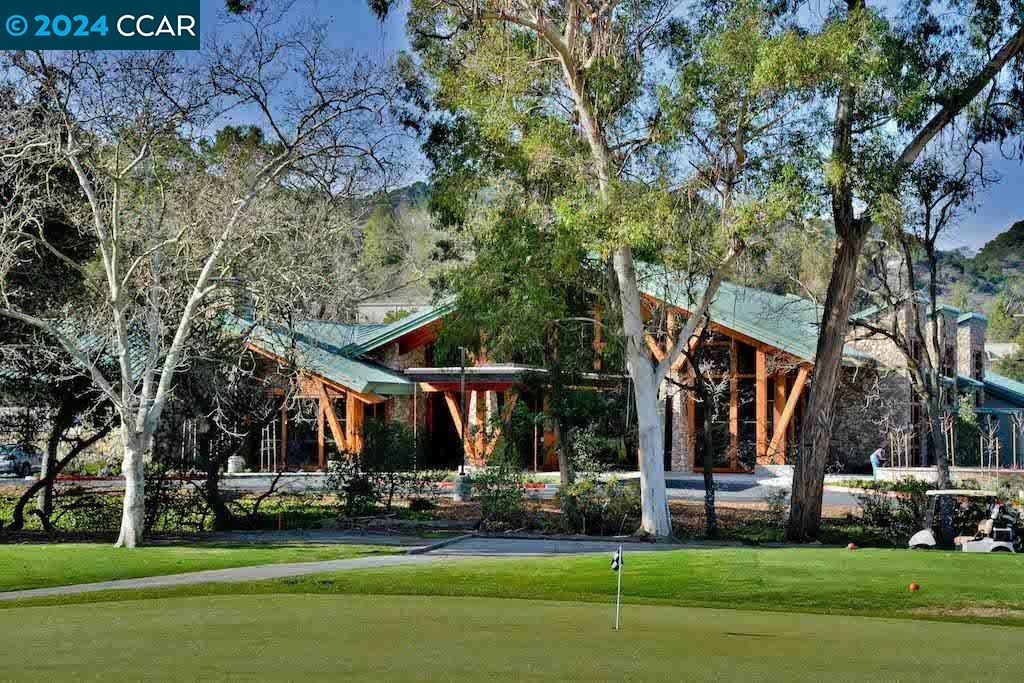 3042 Rossmoor Parkway # 2