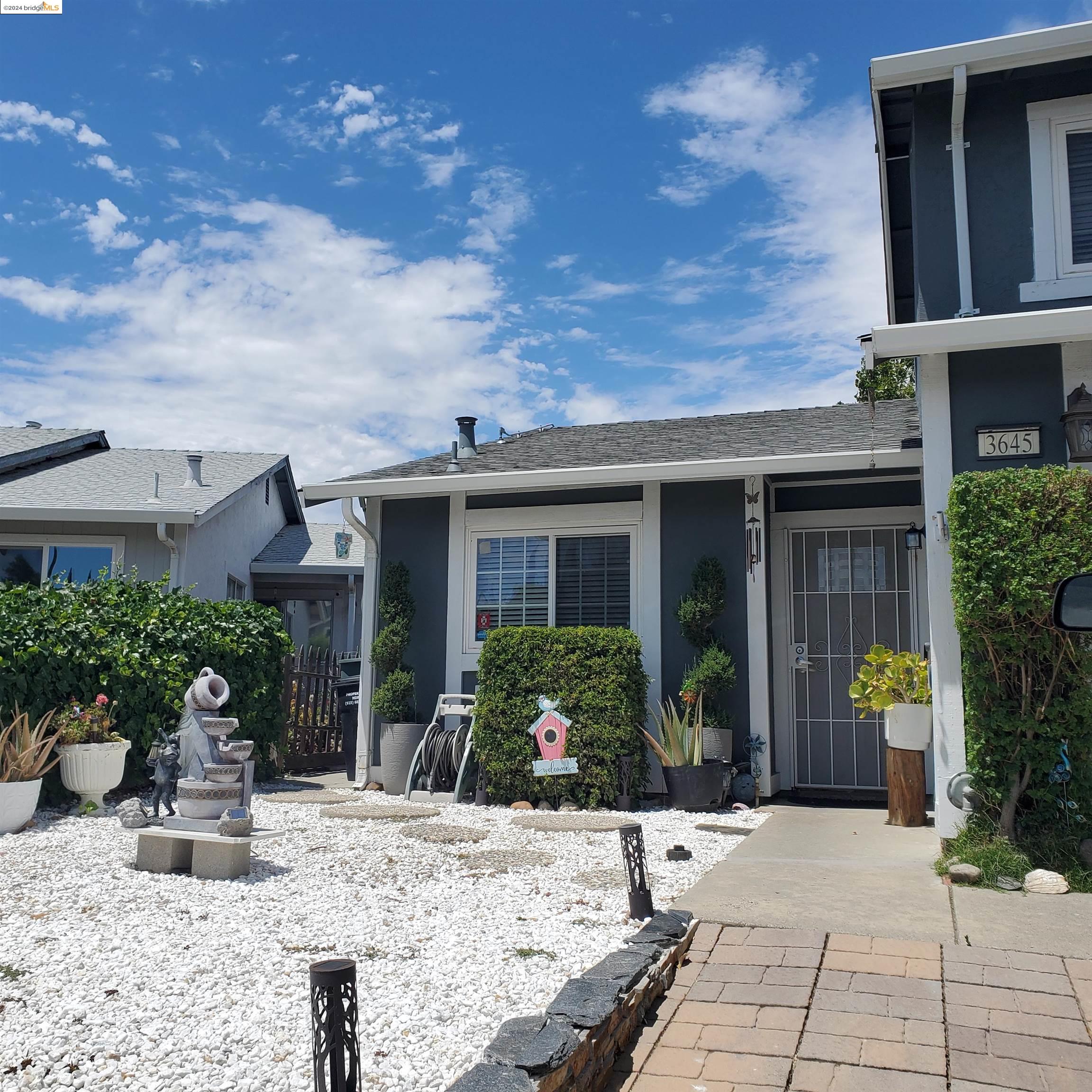 3645 Desanie Cir.