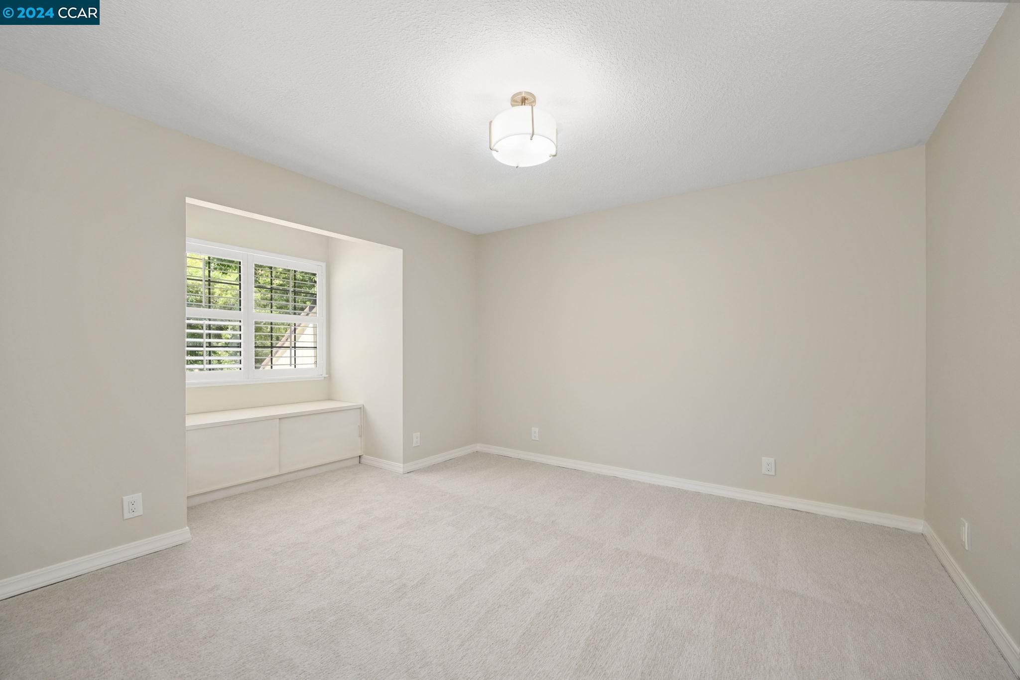 17 Silverhill Way