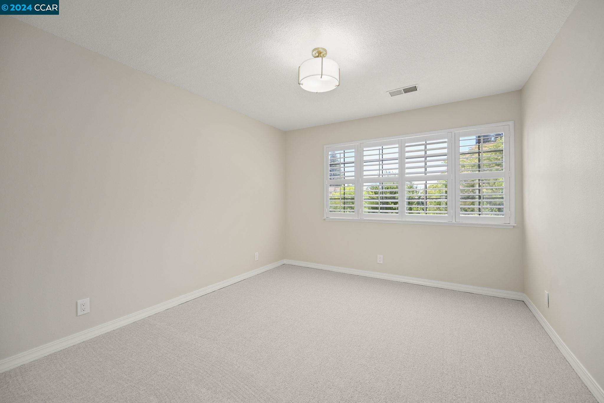 17 Silverhill Way