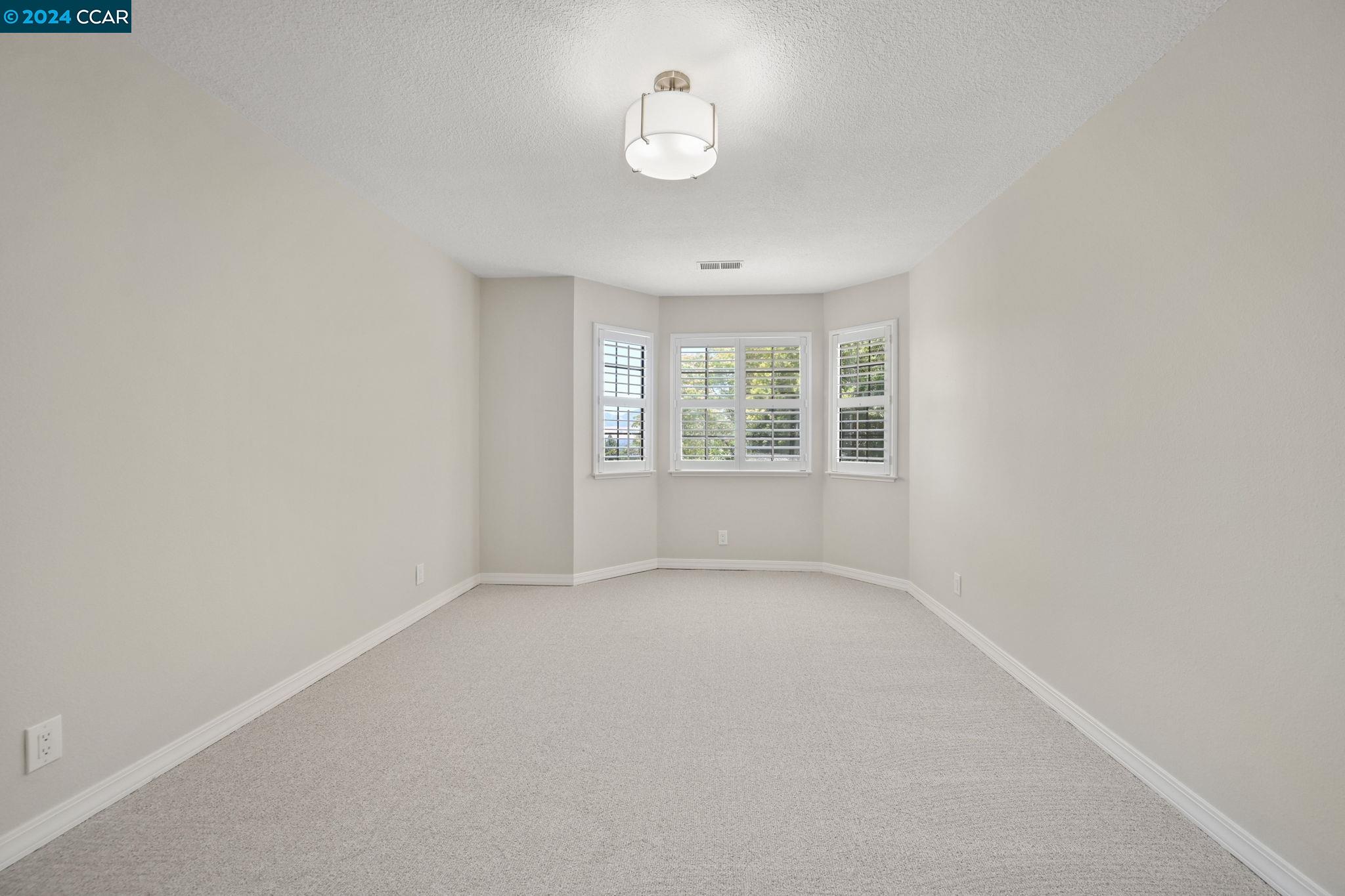 17 Silverhill Way