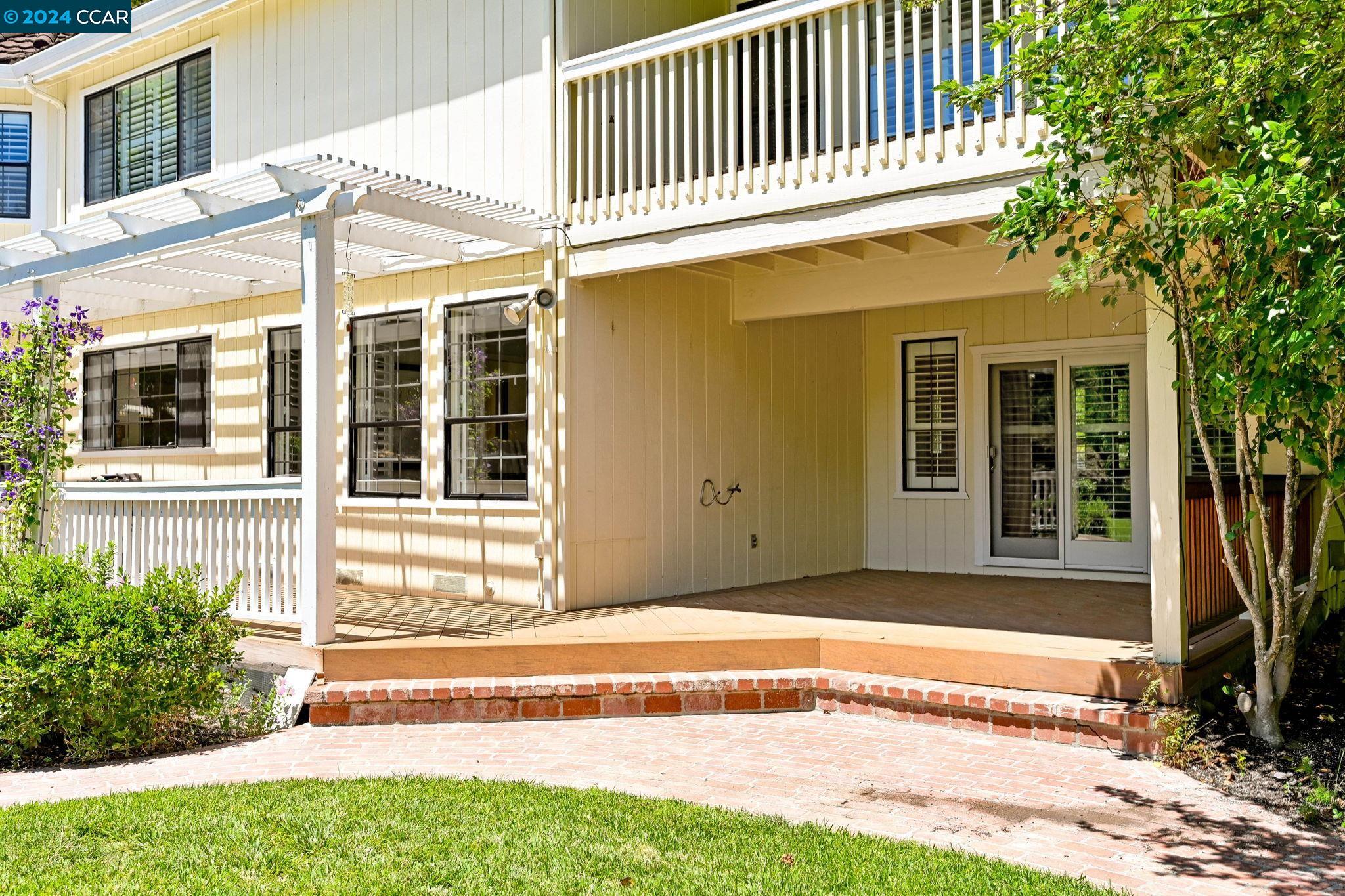 17 Silverhill Way