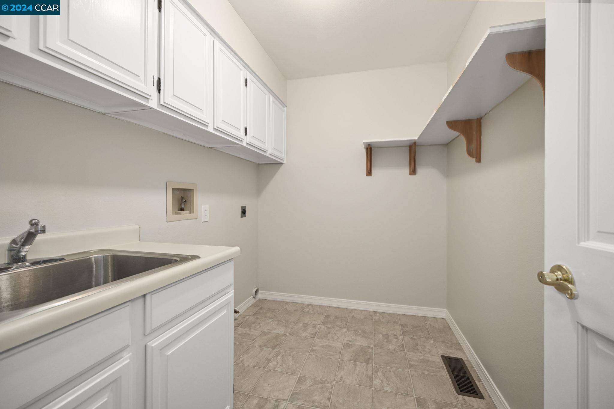 17 Silverhill Way