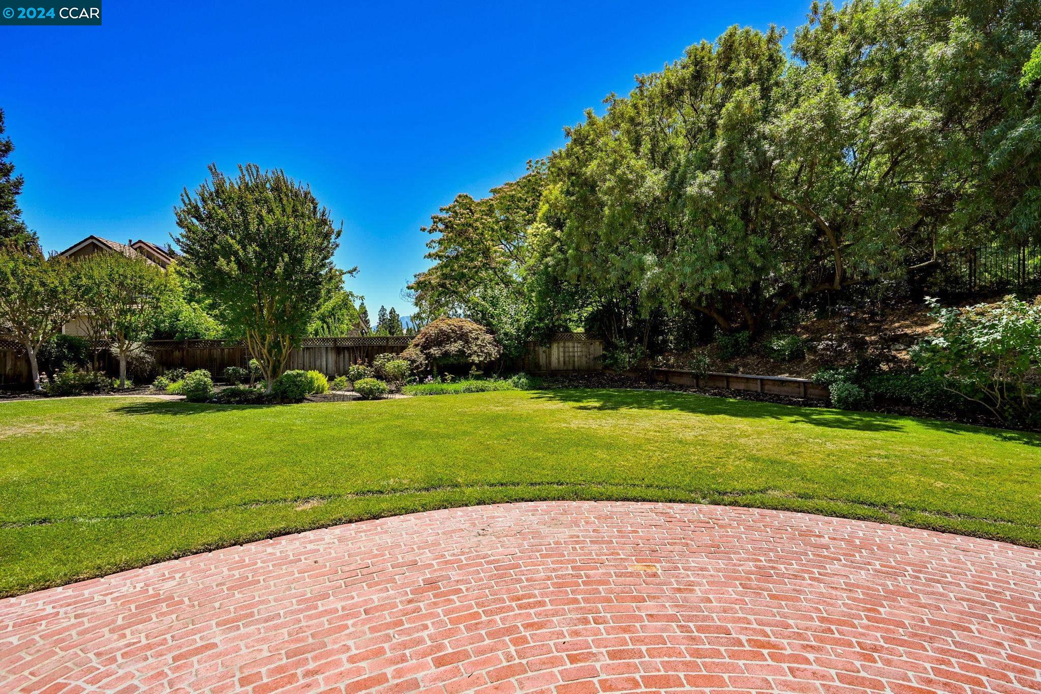 17 Silverhill Way