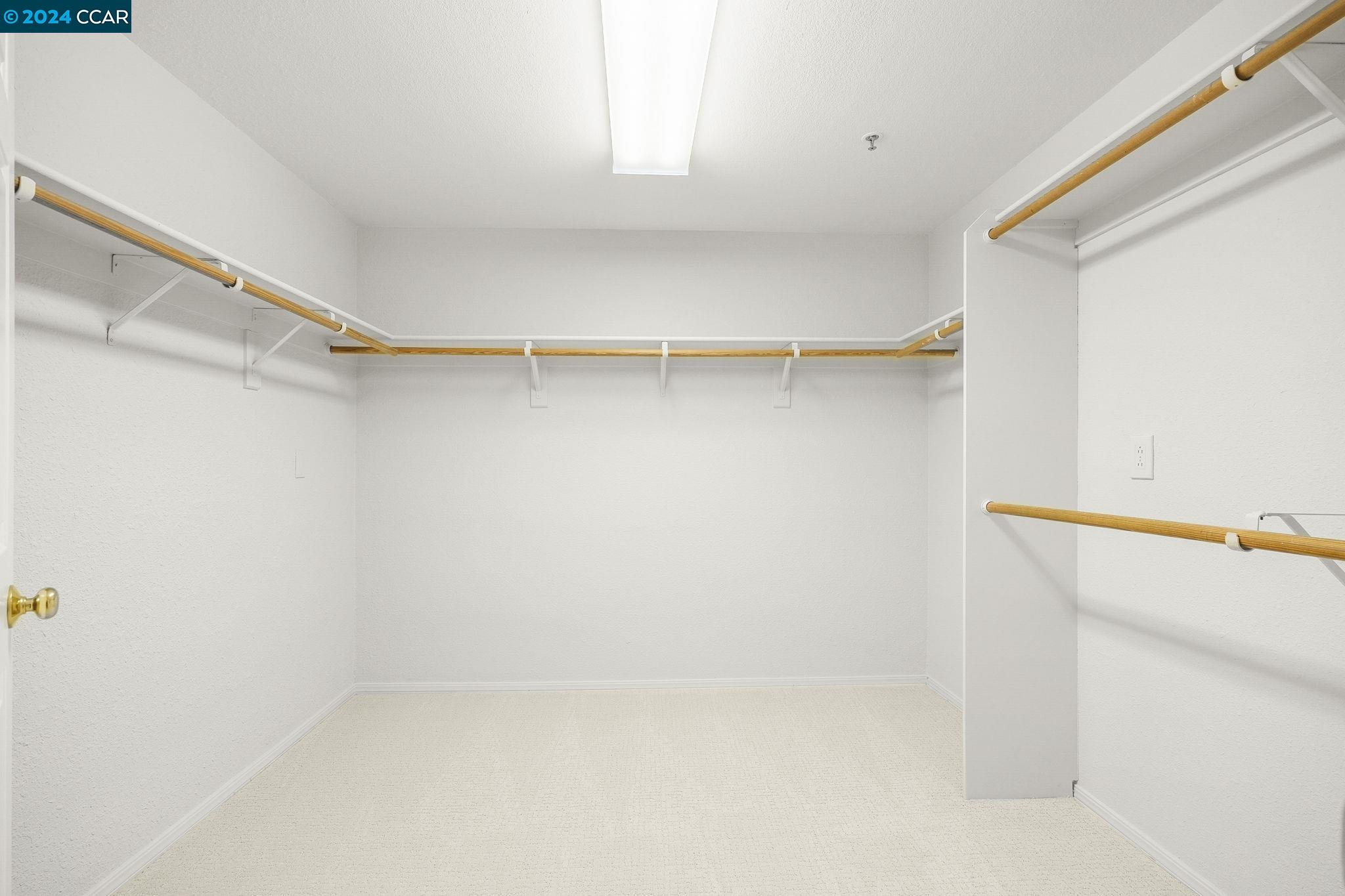 1840 Tice Creek Dr. Unit: 2324/2322