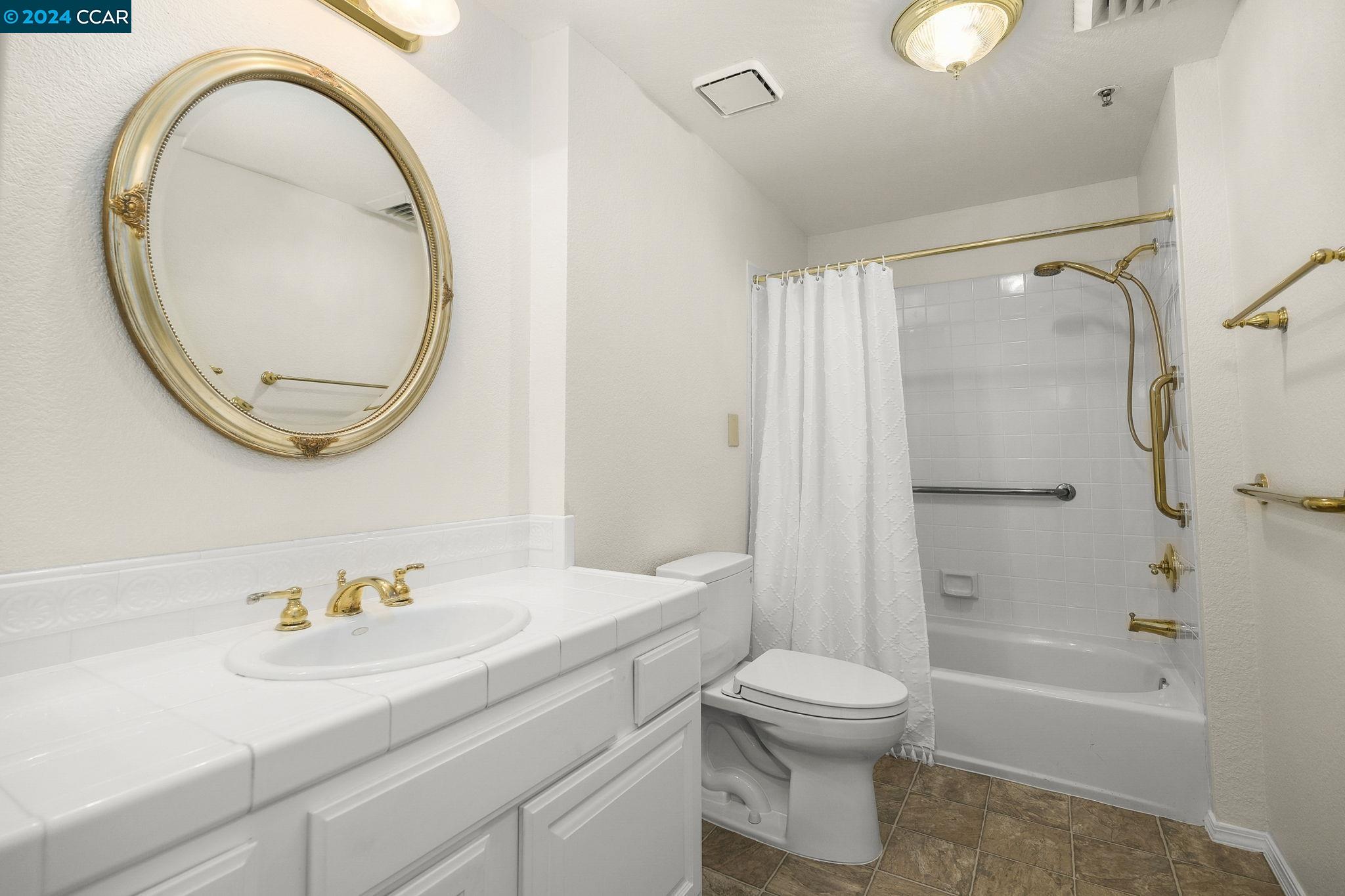 1840 Tice Creek Dr. Unit: 2324/2322