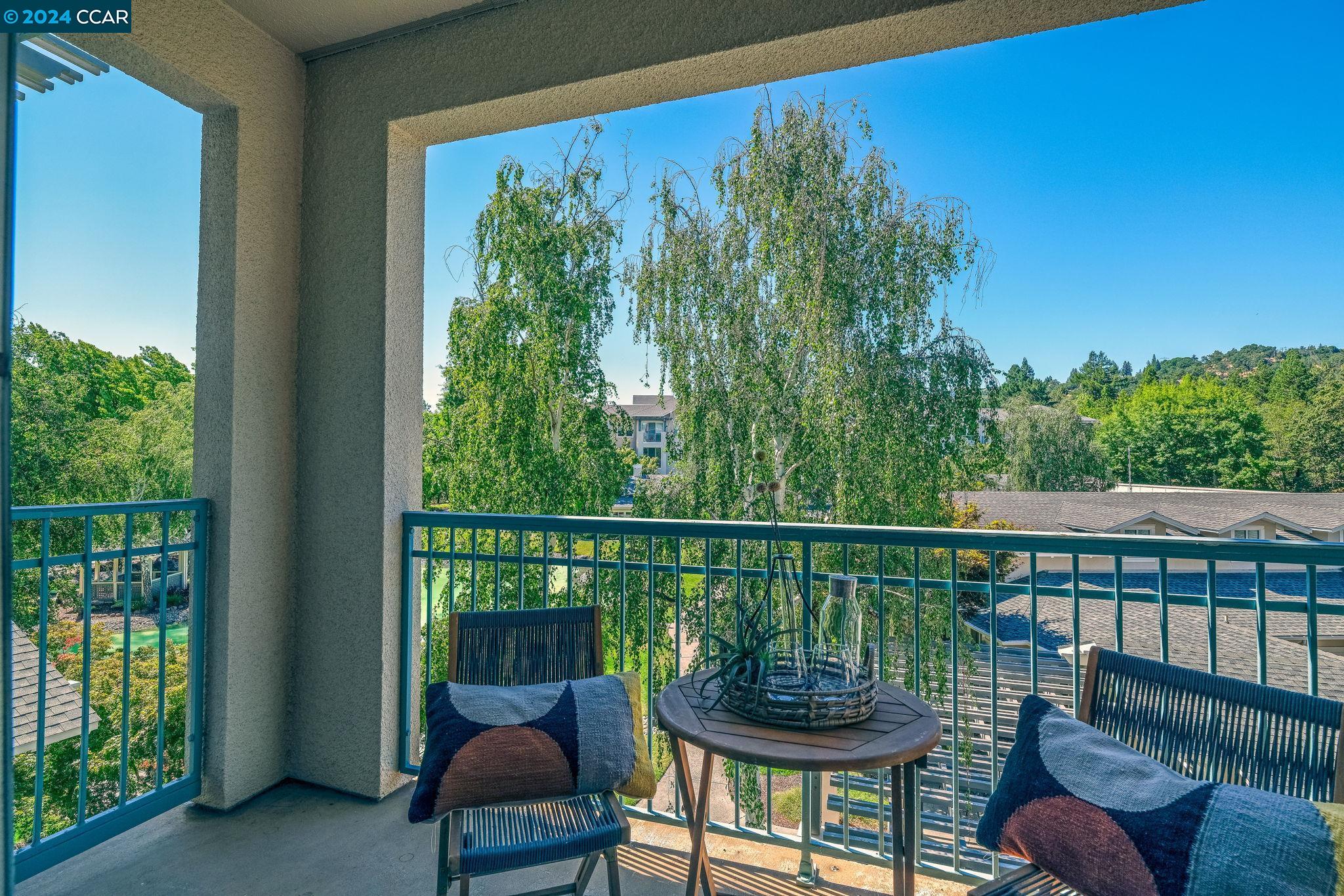 1840 Tice Creek Dr. Unit: 2324/2322