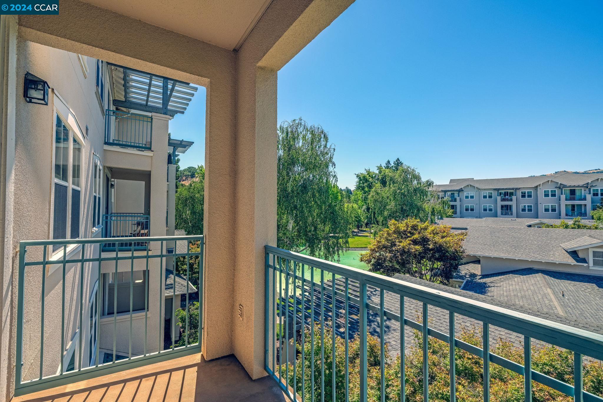 1840 Tice Creek Dr. Unit: 2324/2322