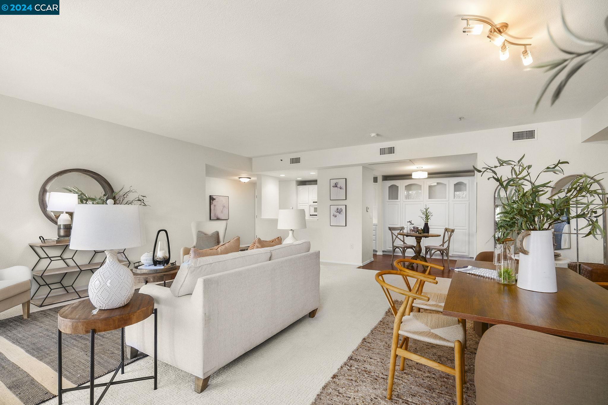 1840 Tice Creek Dr. Unit: 2324/2322