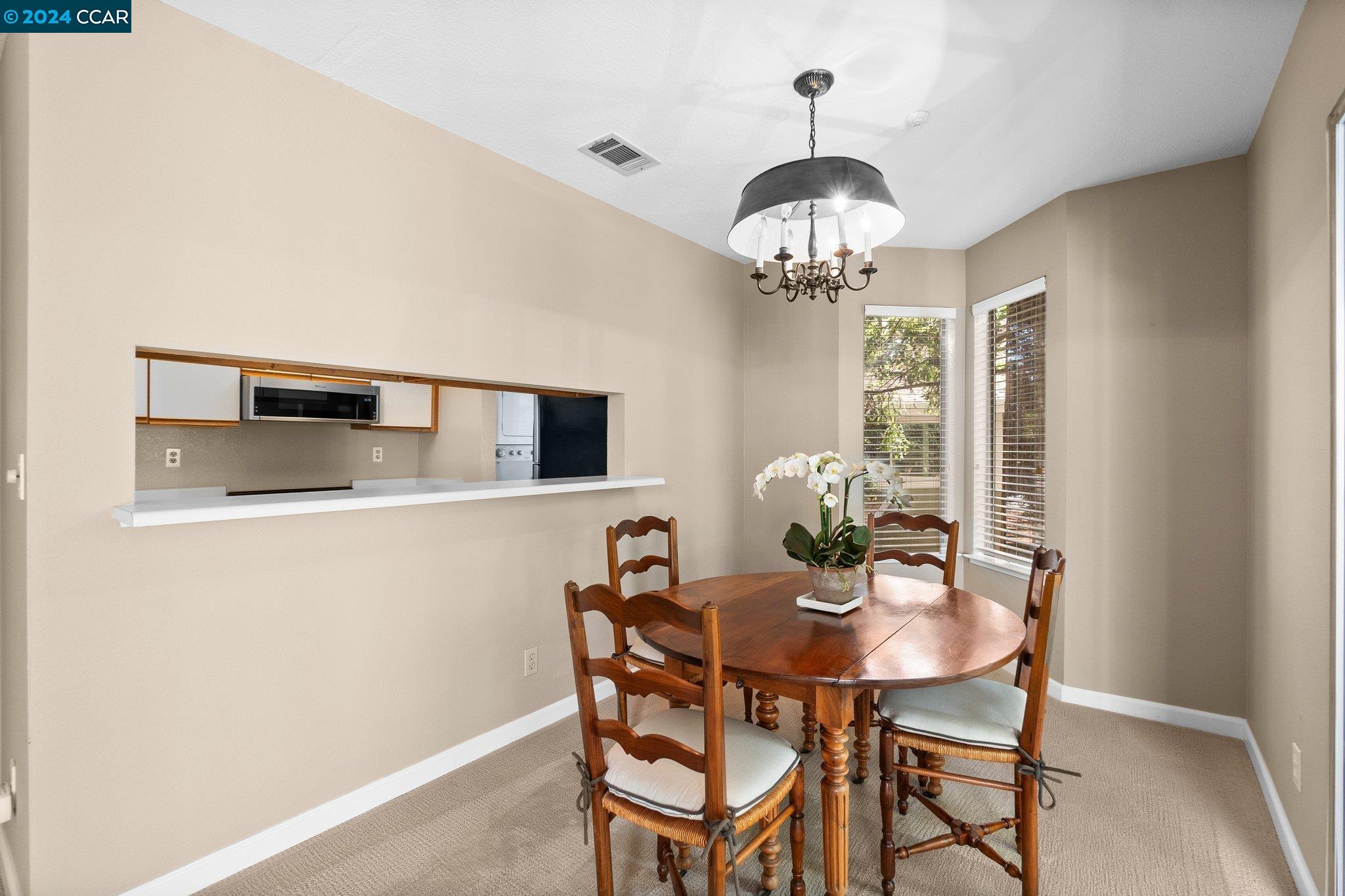 2675 Oak Road Unit: E