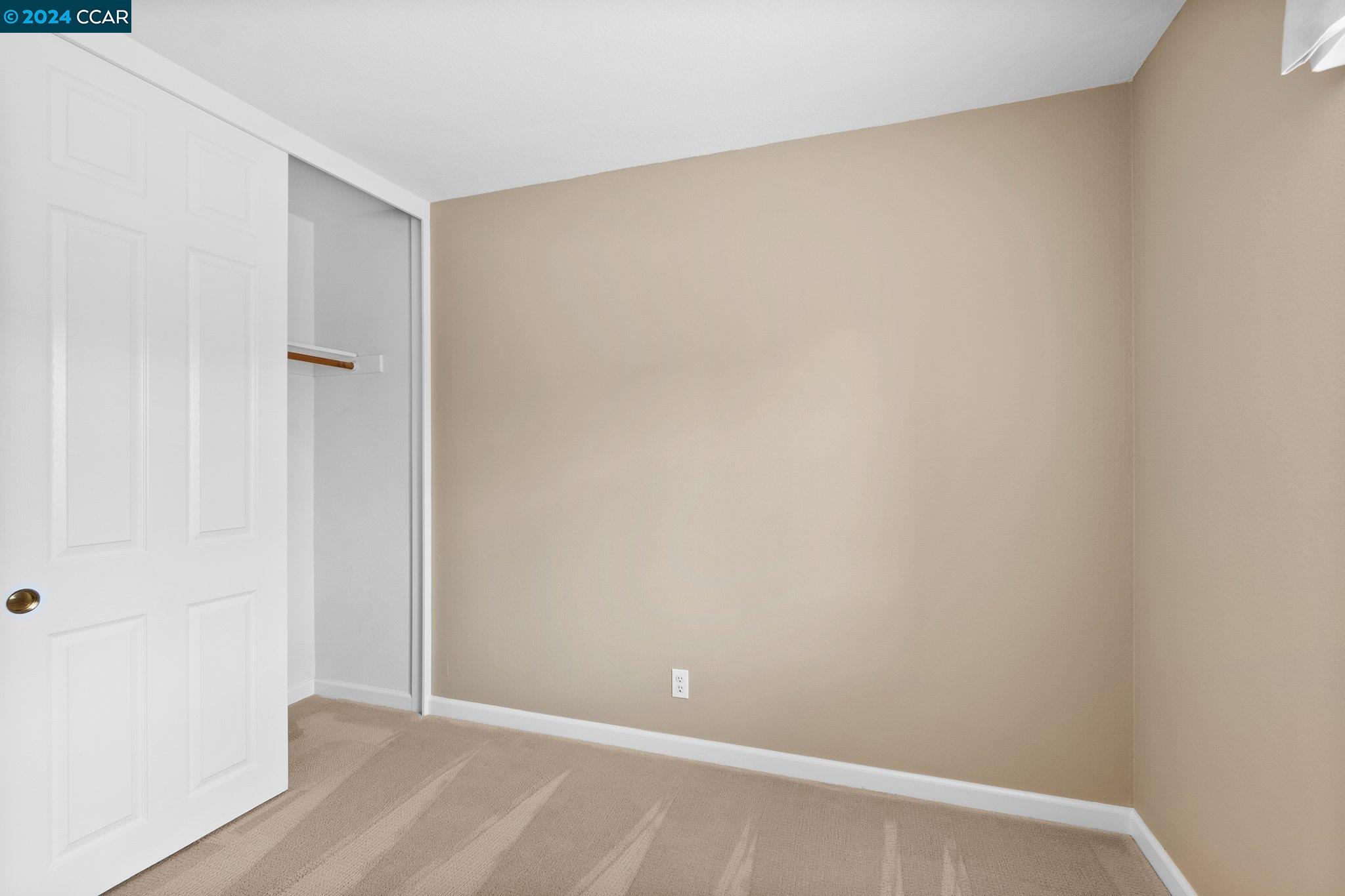 2675 Oak Road Unit: E