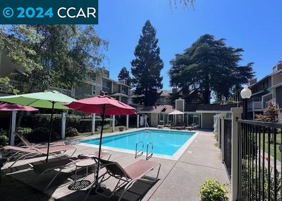 2675 Oak Road Unit: E