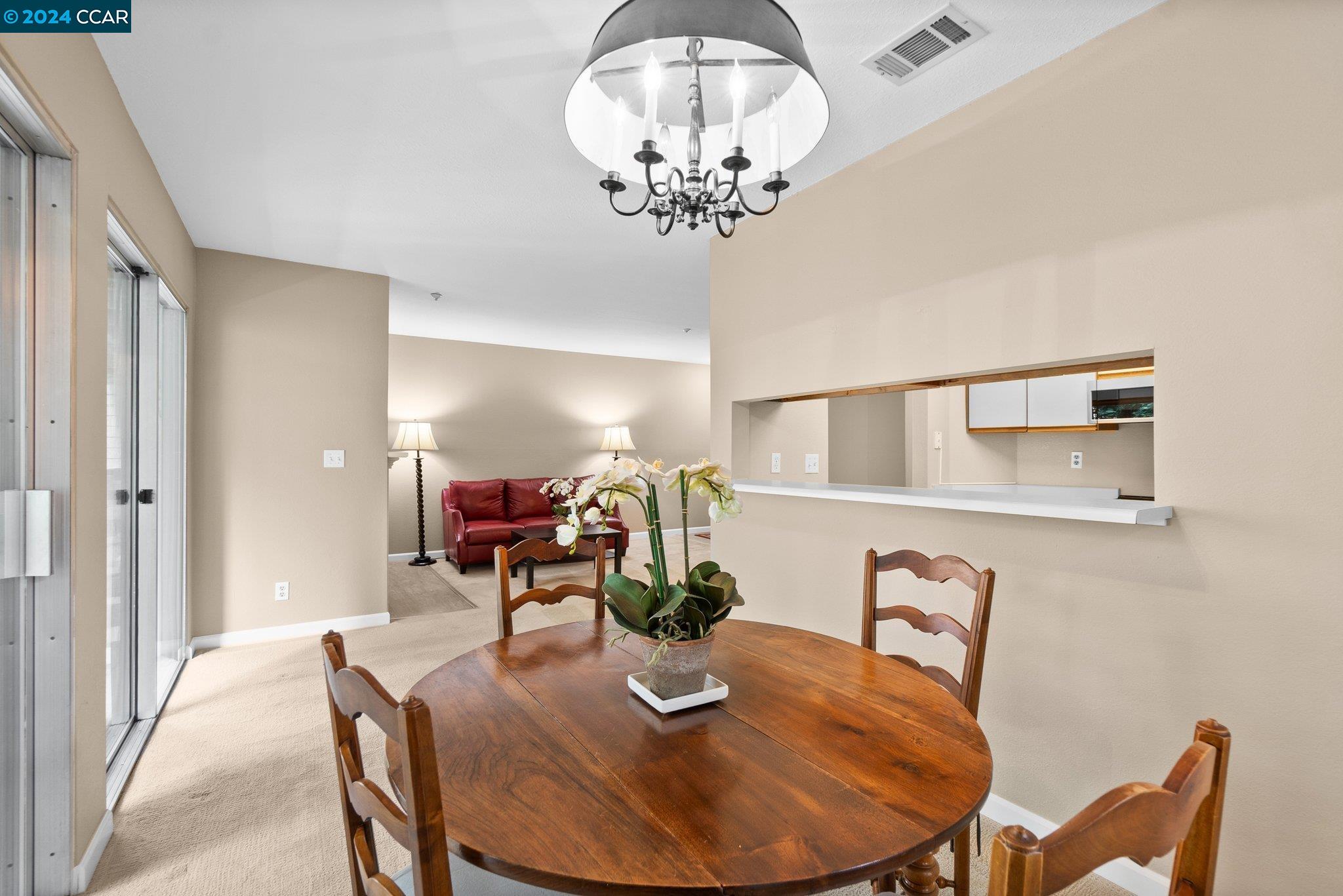 2675 Oak Road Unit: E