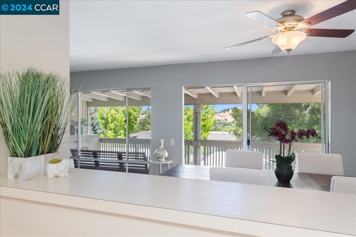 1200 Singingwood # 7