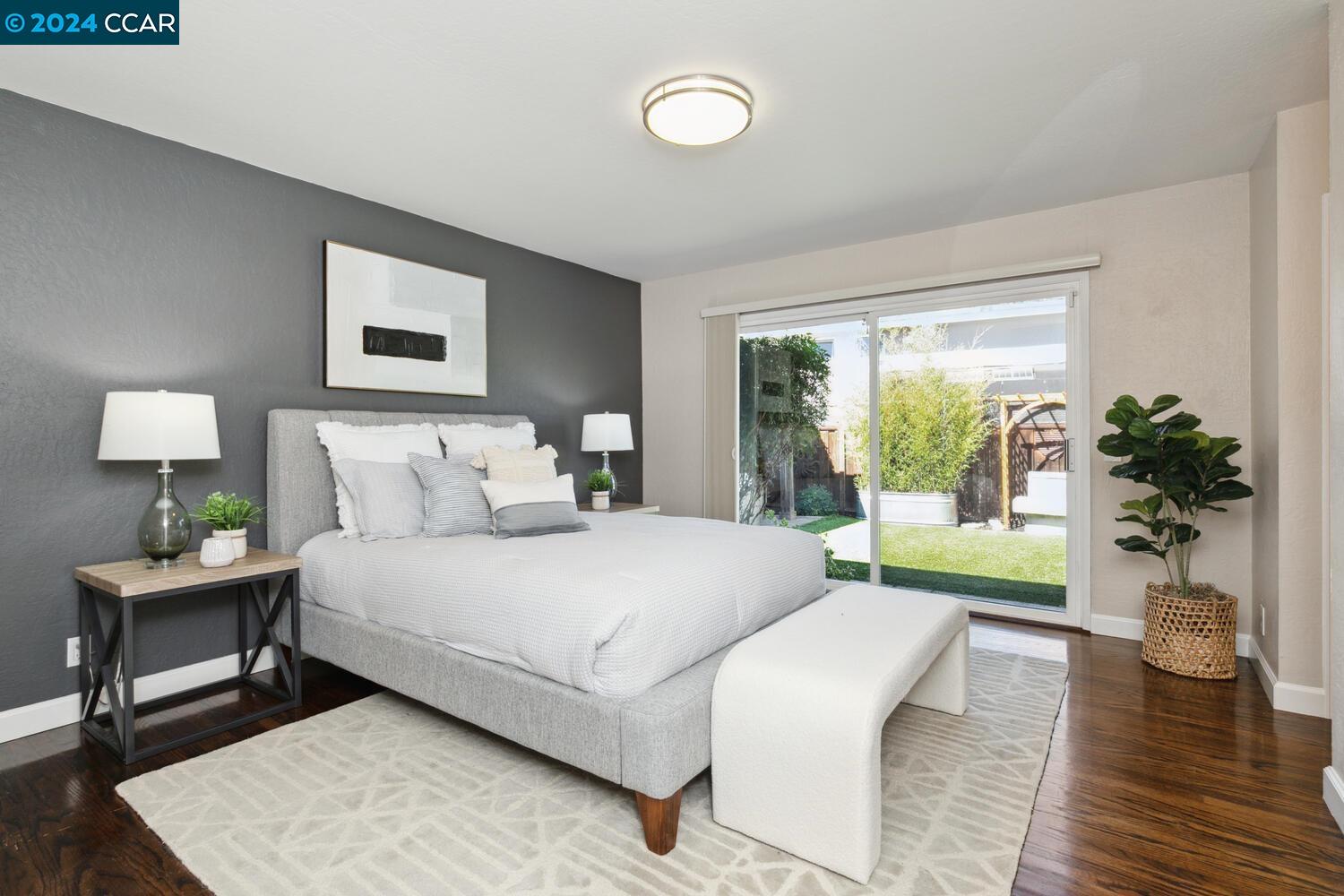 772 Somerset Pl