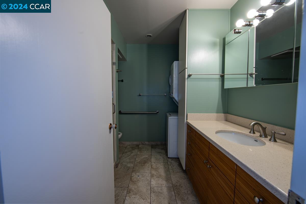 2717 Pine Knoll # 6