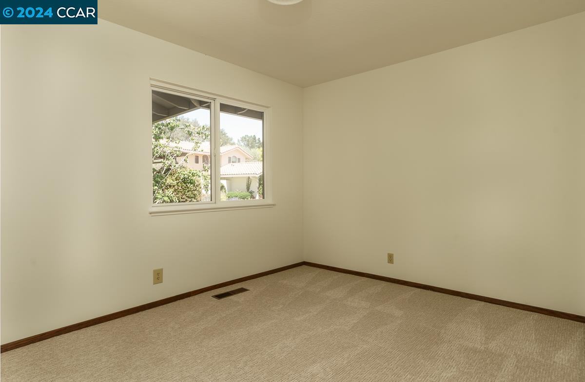115 Allen Ct