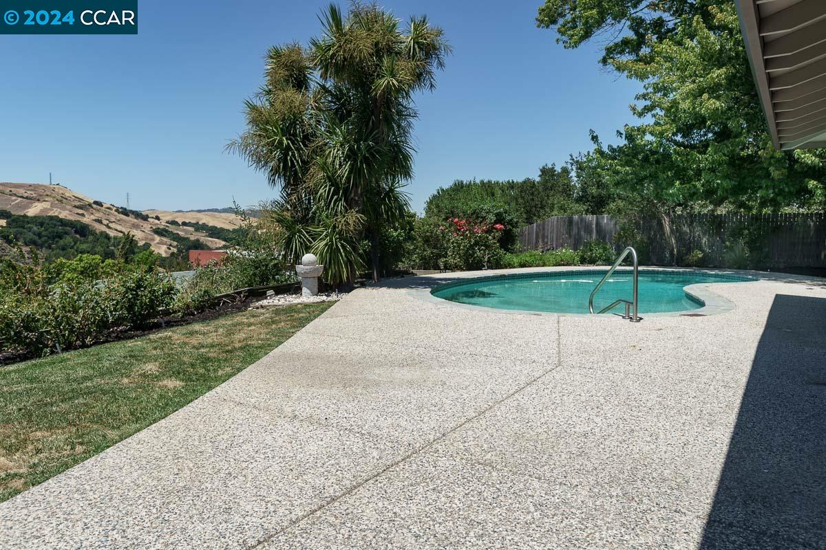 115 Allen Ct