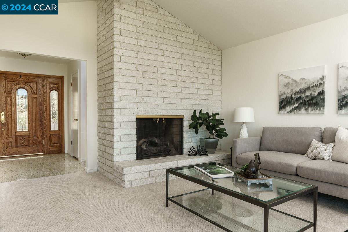 115 Allen Ct