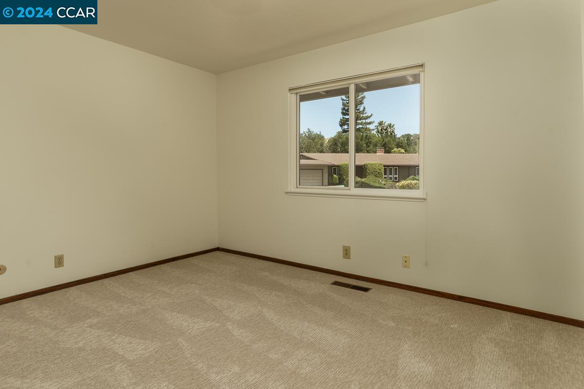 115 Allen Ct