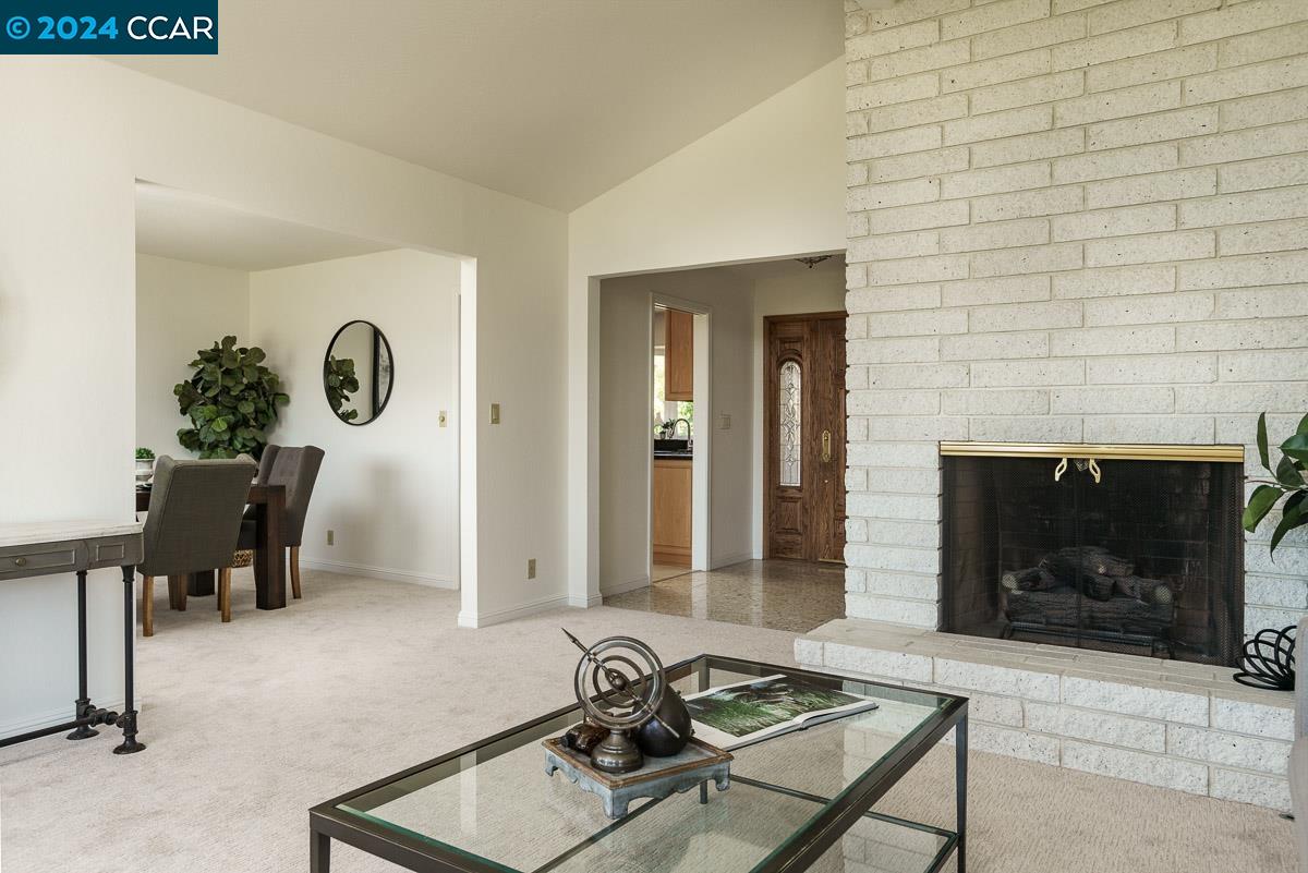 115 Allen Ct
