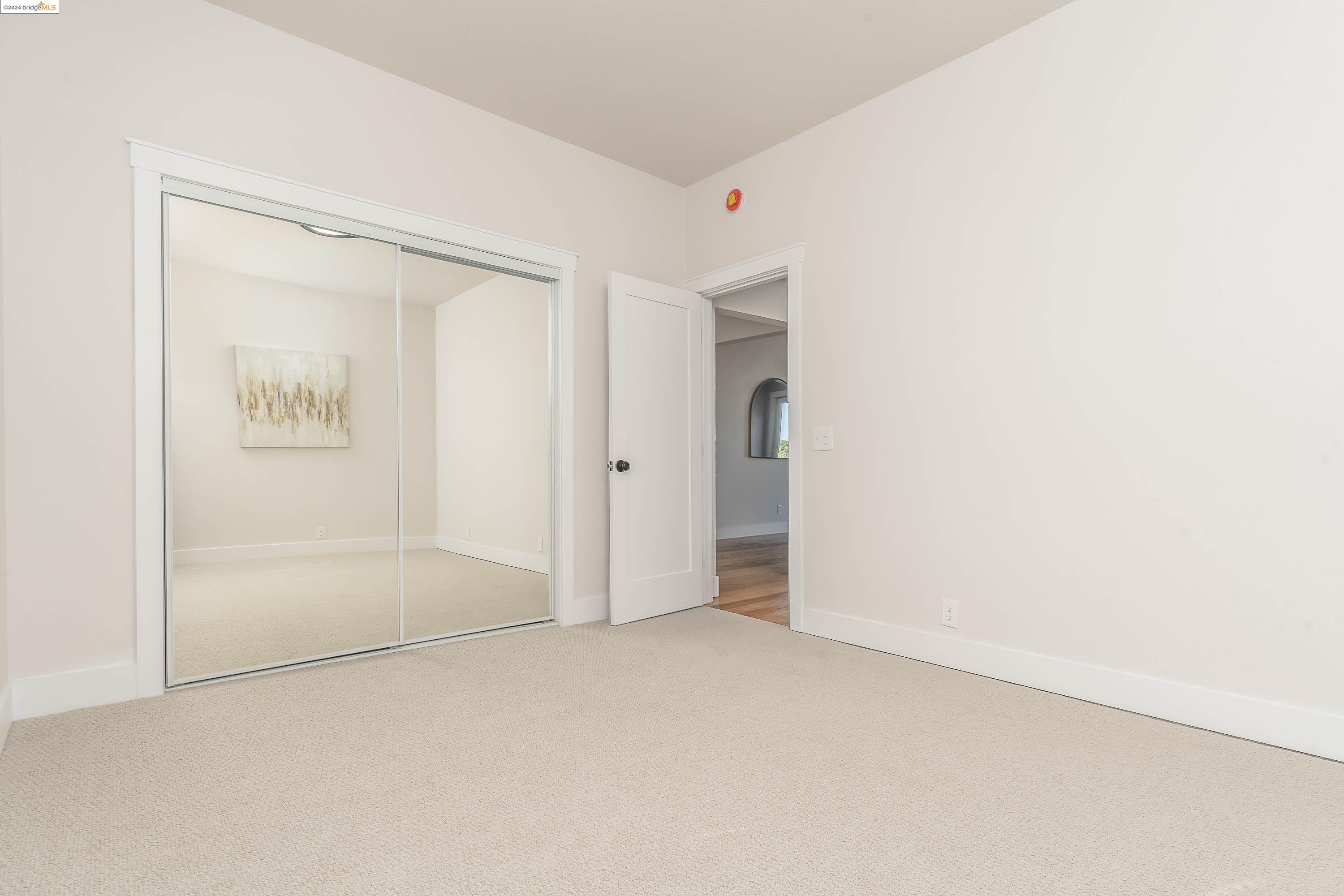 921 Mitchell Way
