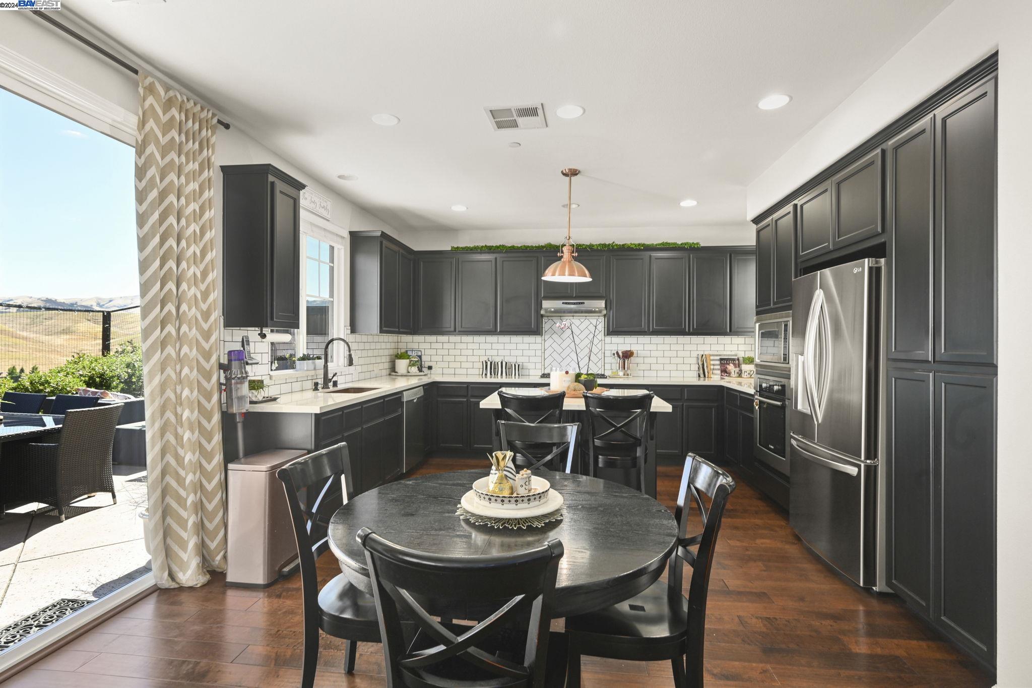 5386 Bengali St