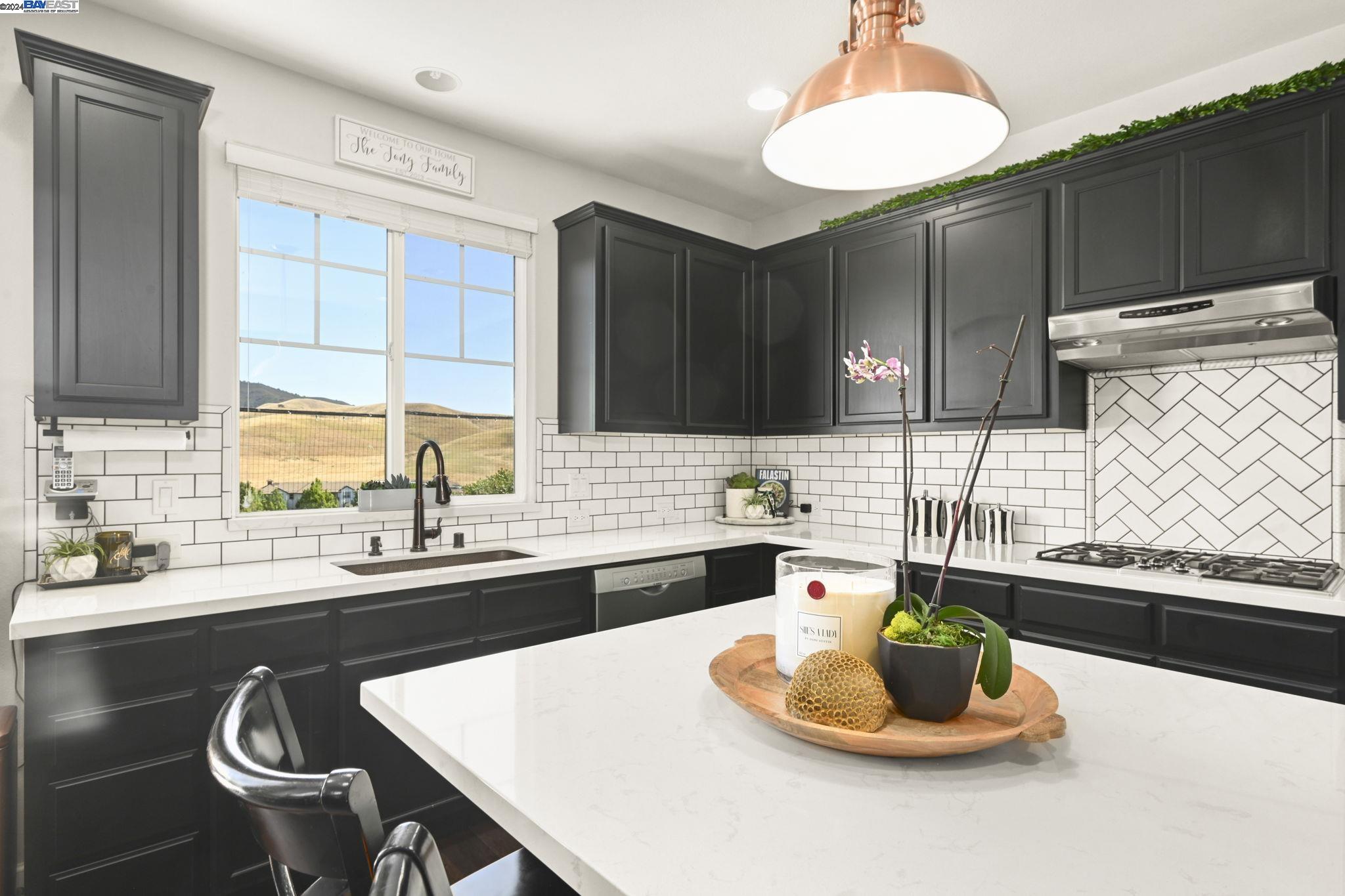 5386 Bengali St