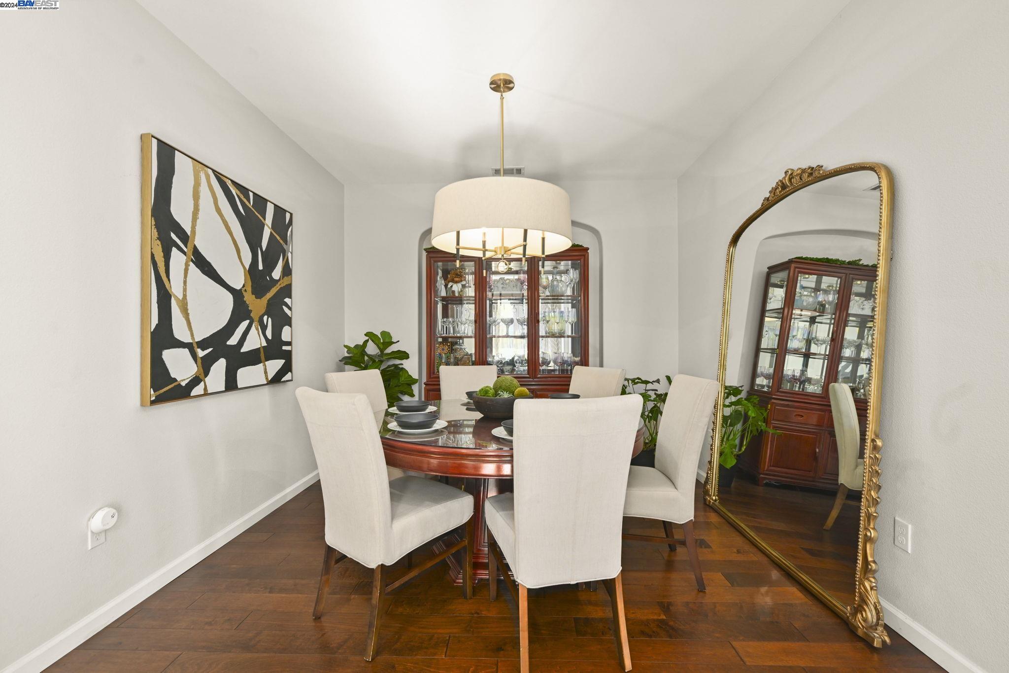 5386 Bengali St