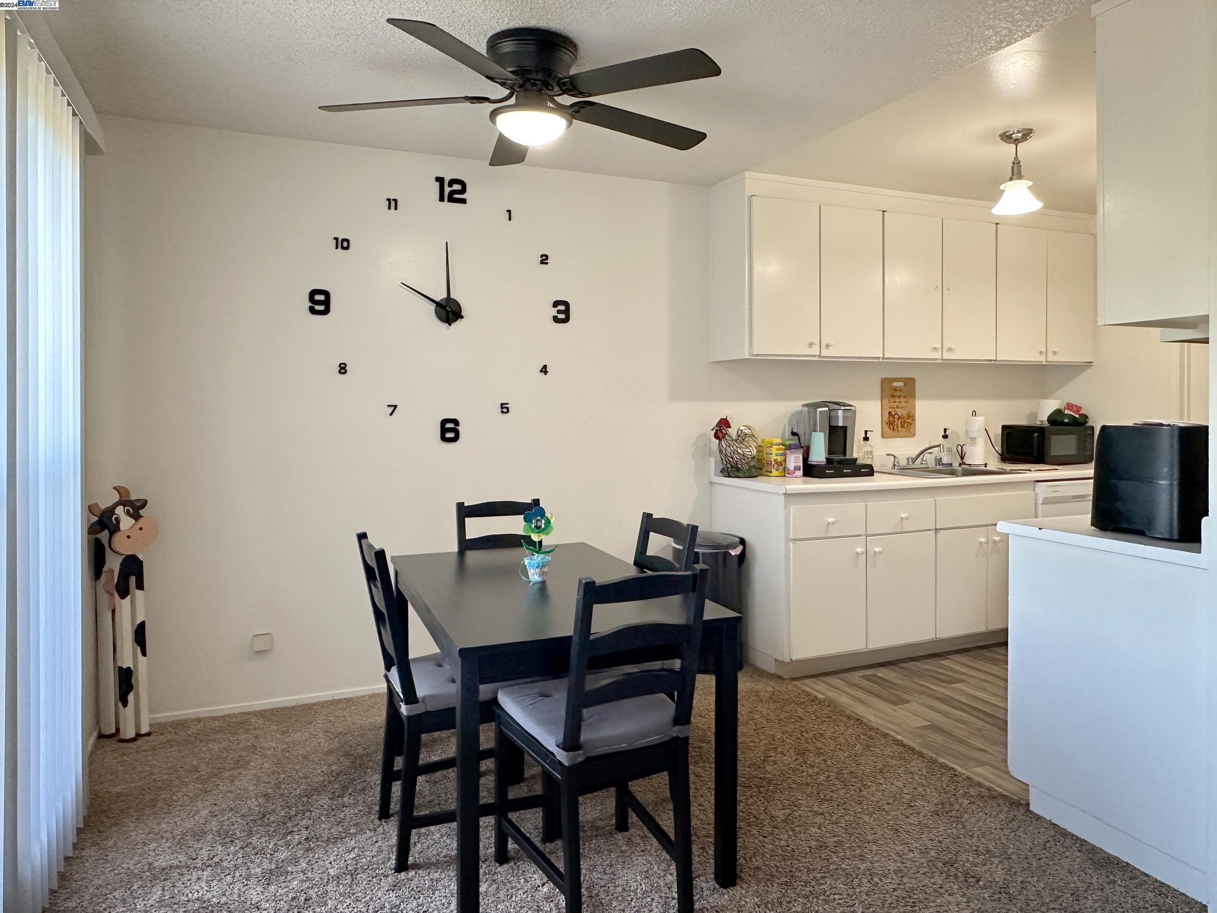 74,76,78,80 Camelback Ct