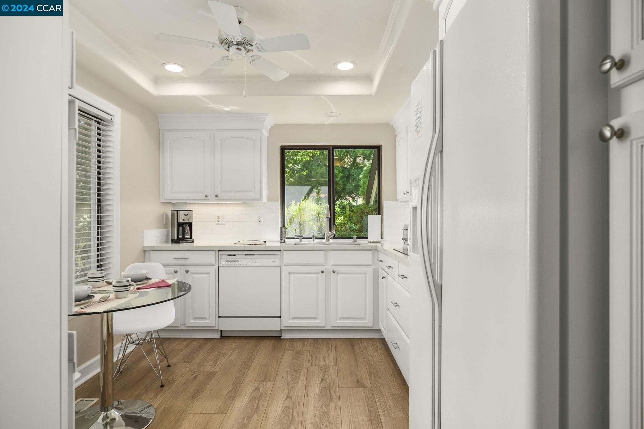 3234 Rossmoor Pkwy # 4