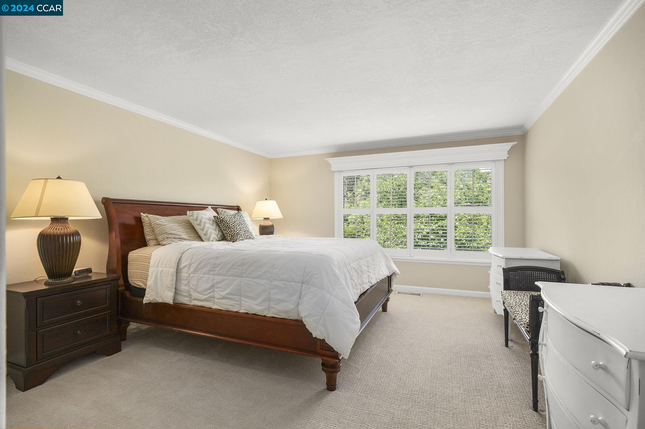 3234 Rossmoor Pkwy # 4