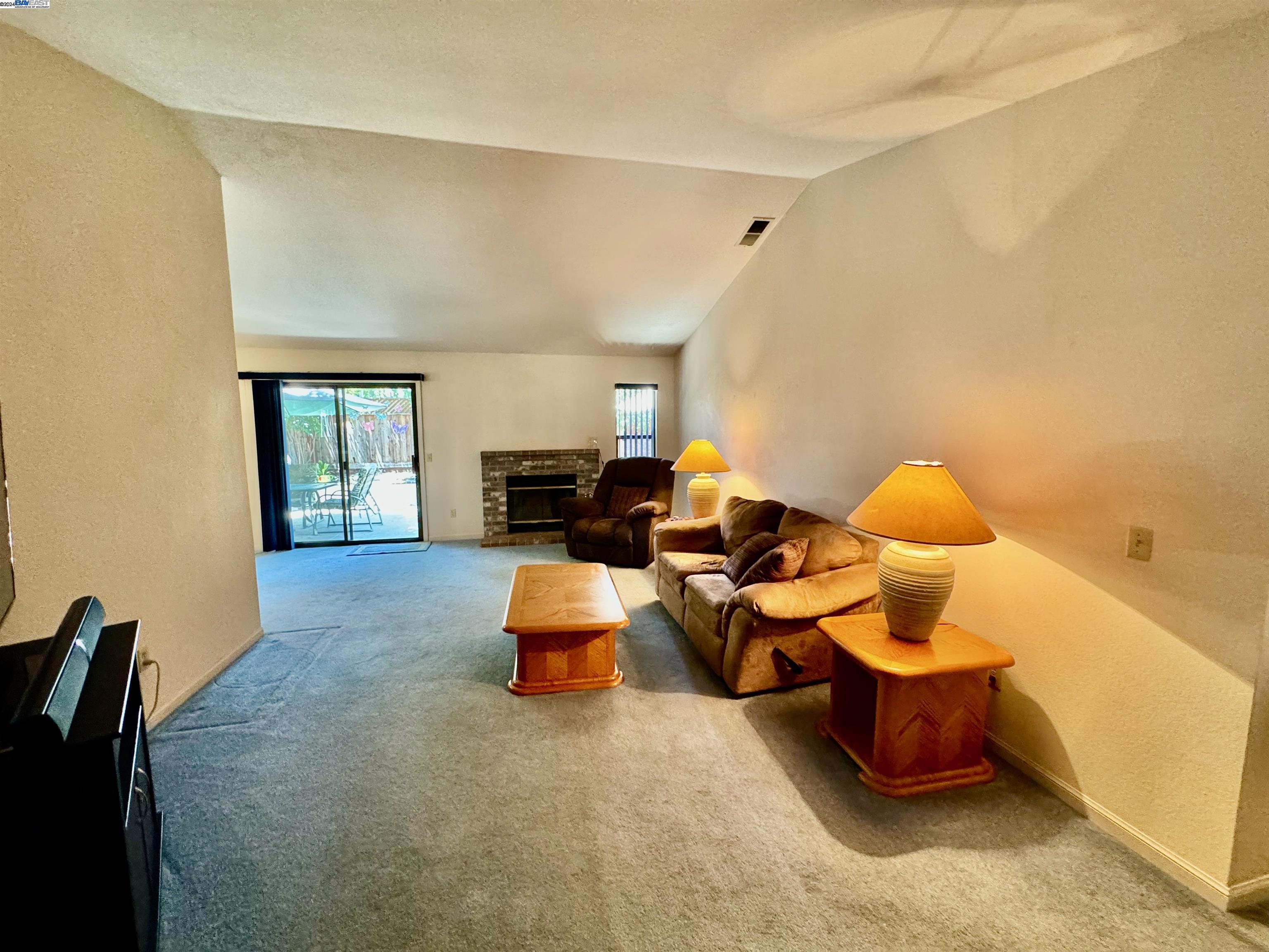 563 McMurphy Ct.