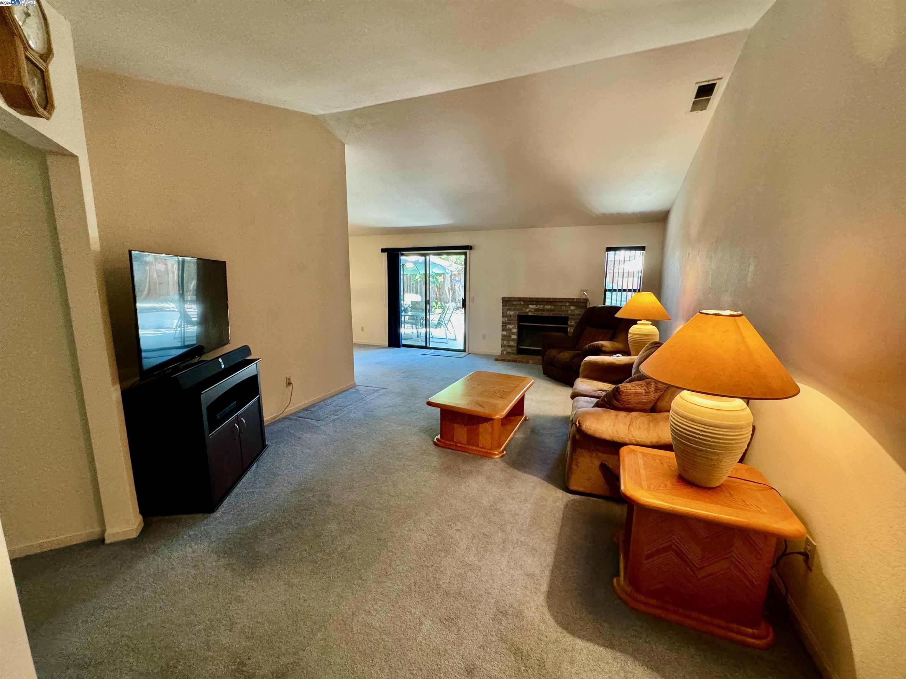 563 McMurphy Ct.
