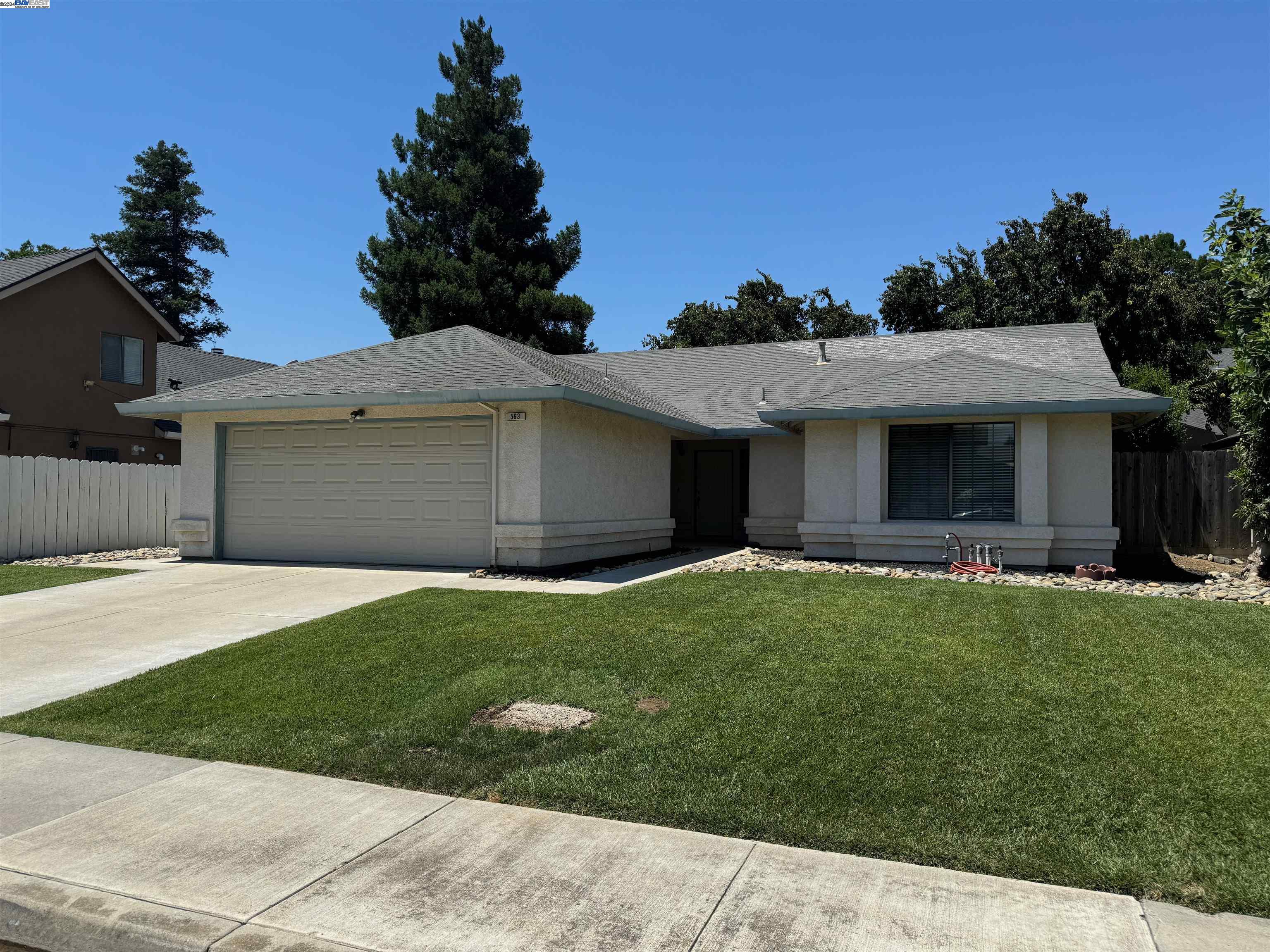 563 McMurphy Ct.