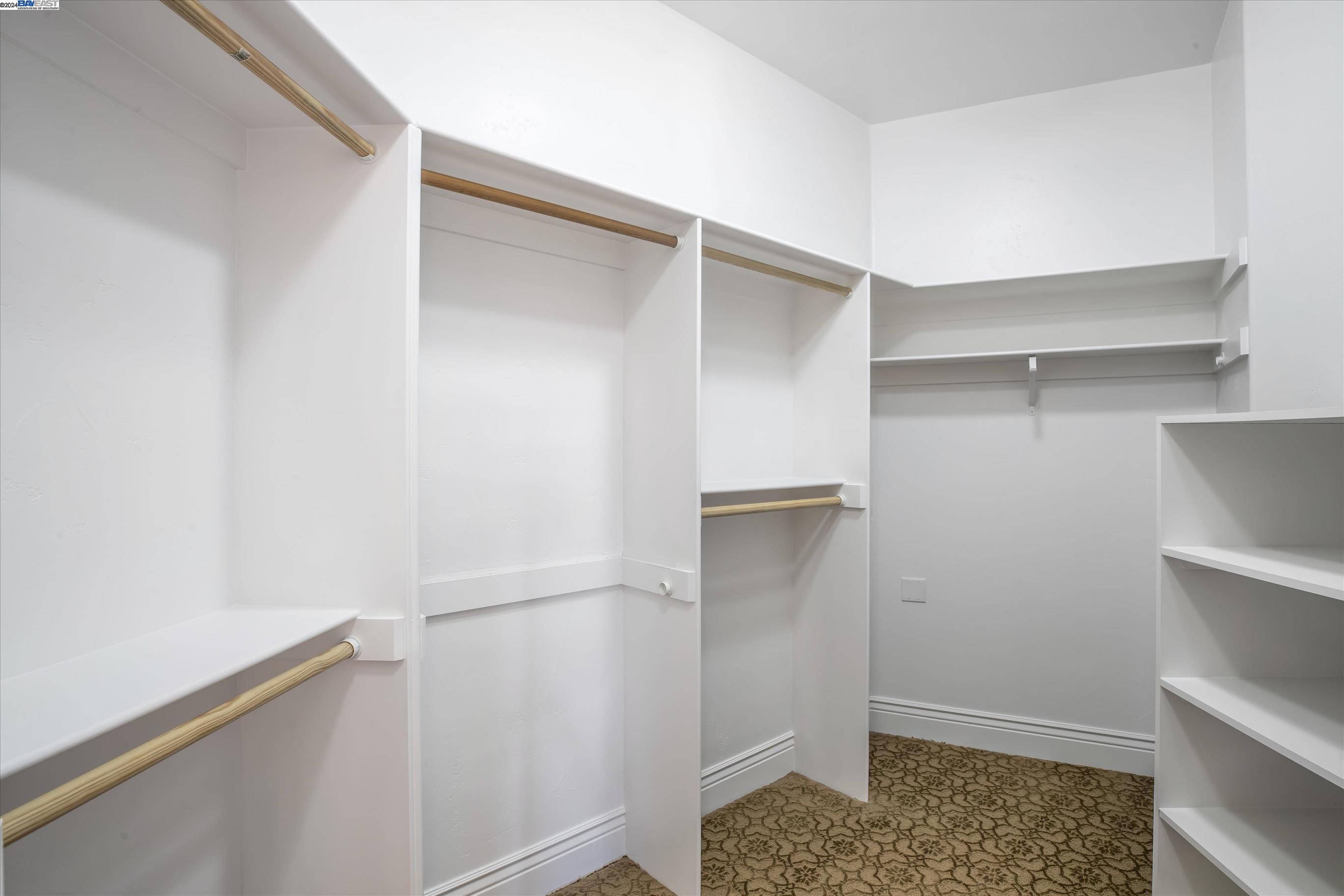 35 Hidden Hills Pl