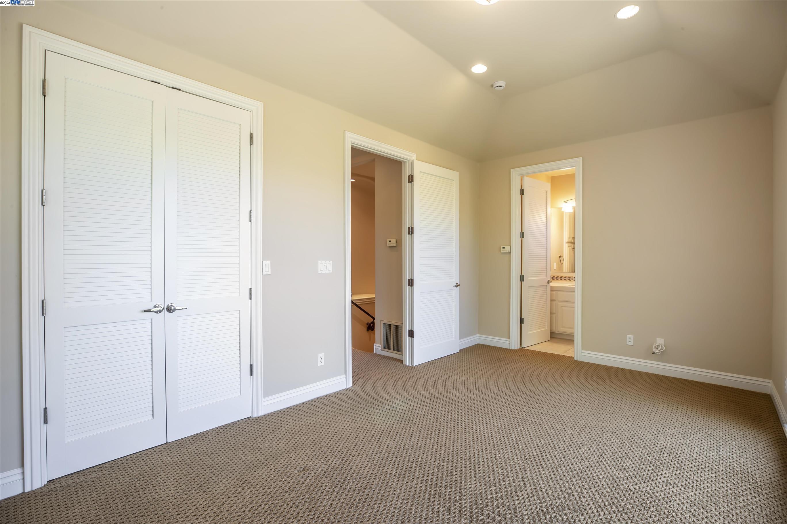 35 Hidden Hills Pl