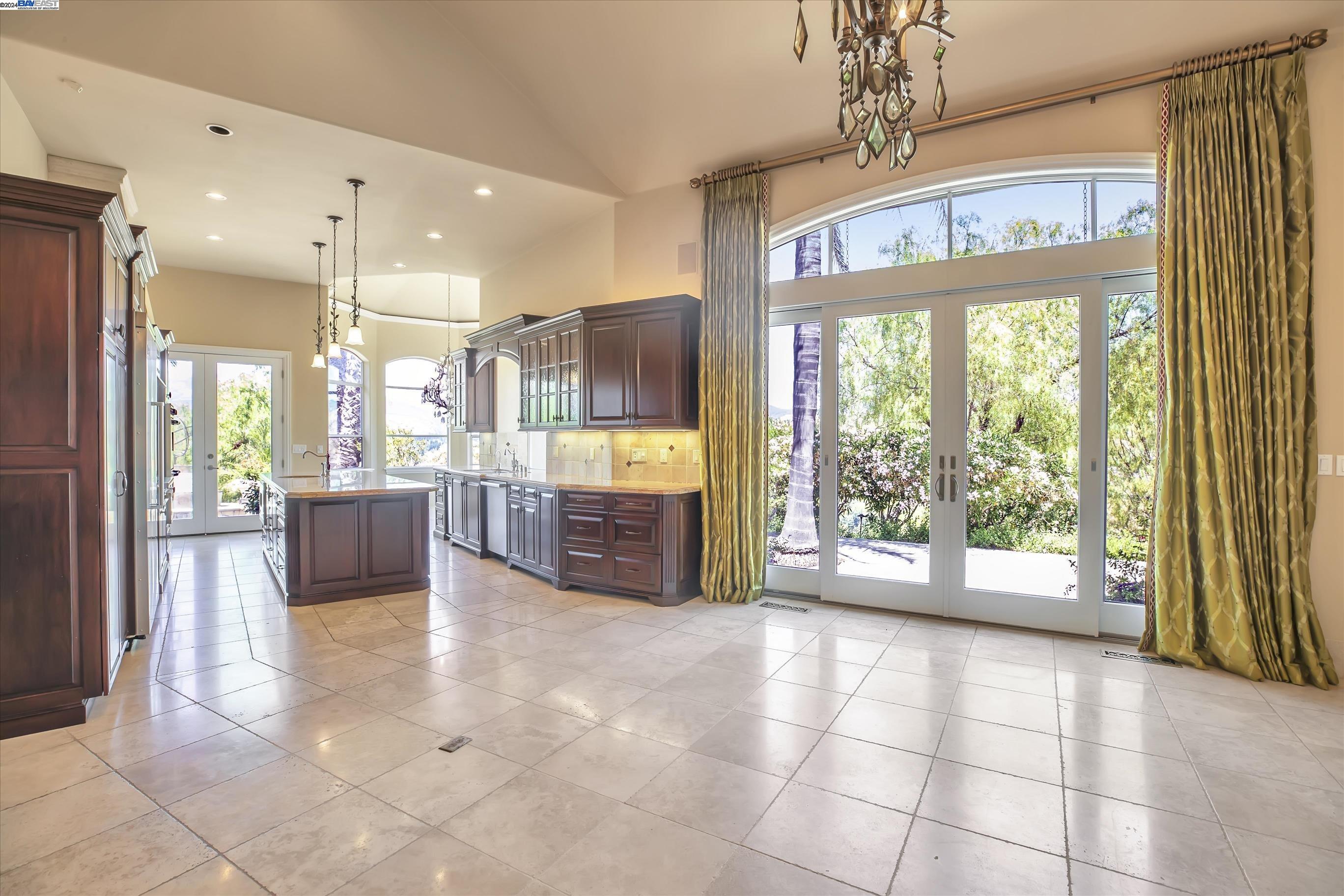 35 Hidden Hills Pl