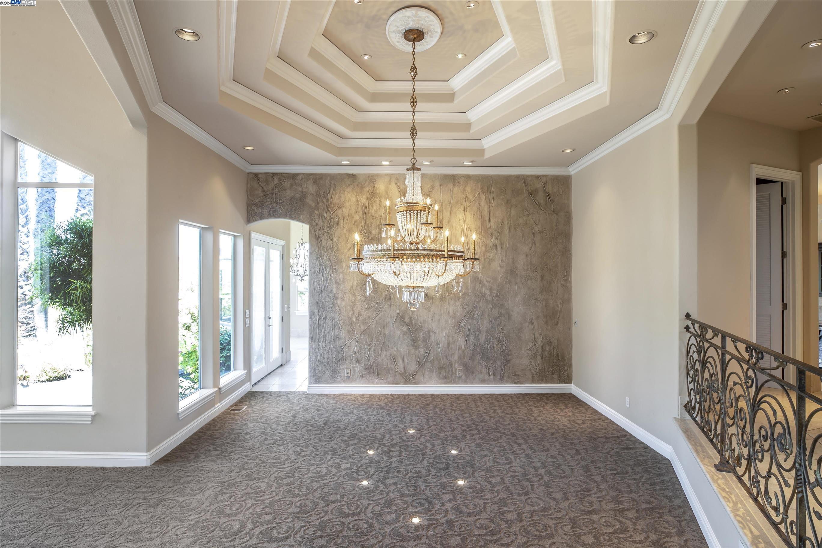 35 Hidden Hills Pl