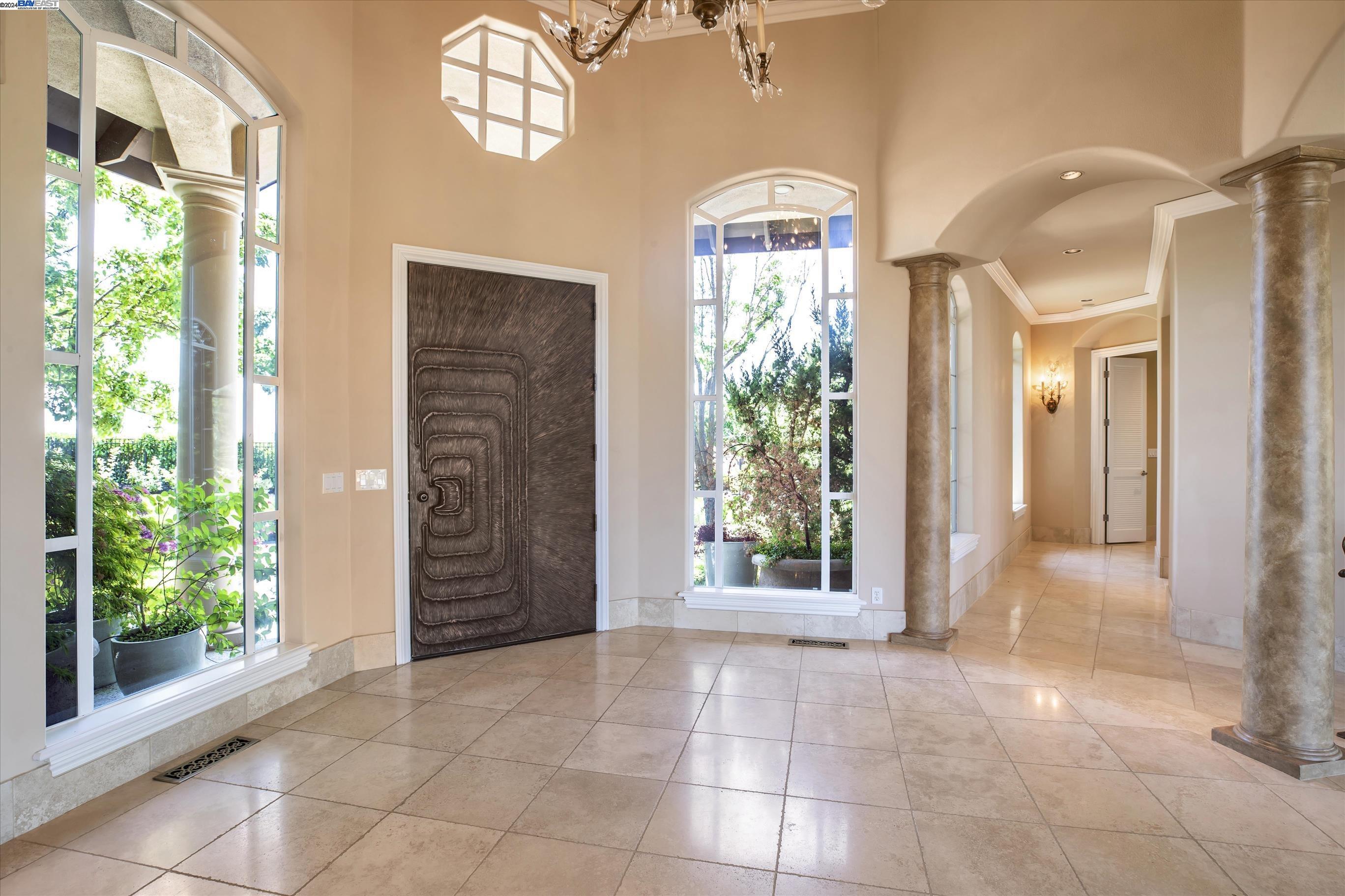 35 Hidden Hills Pl
