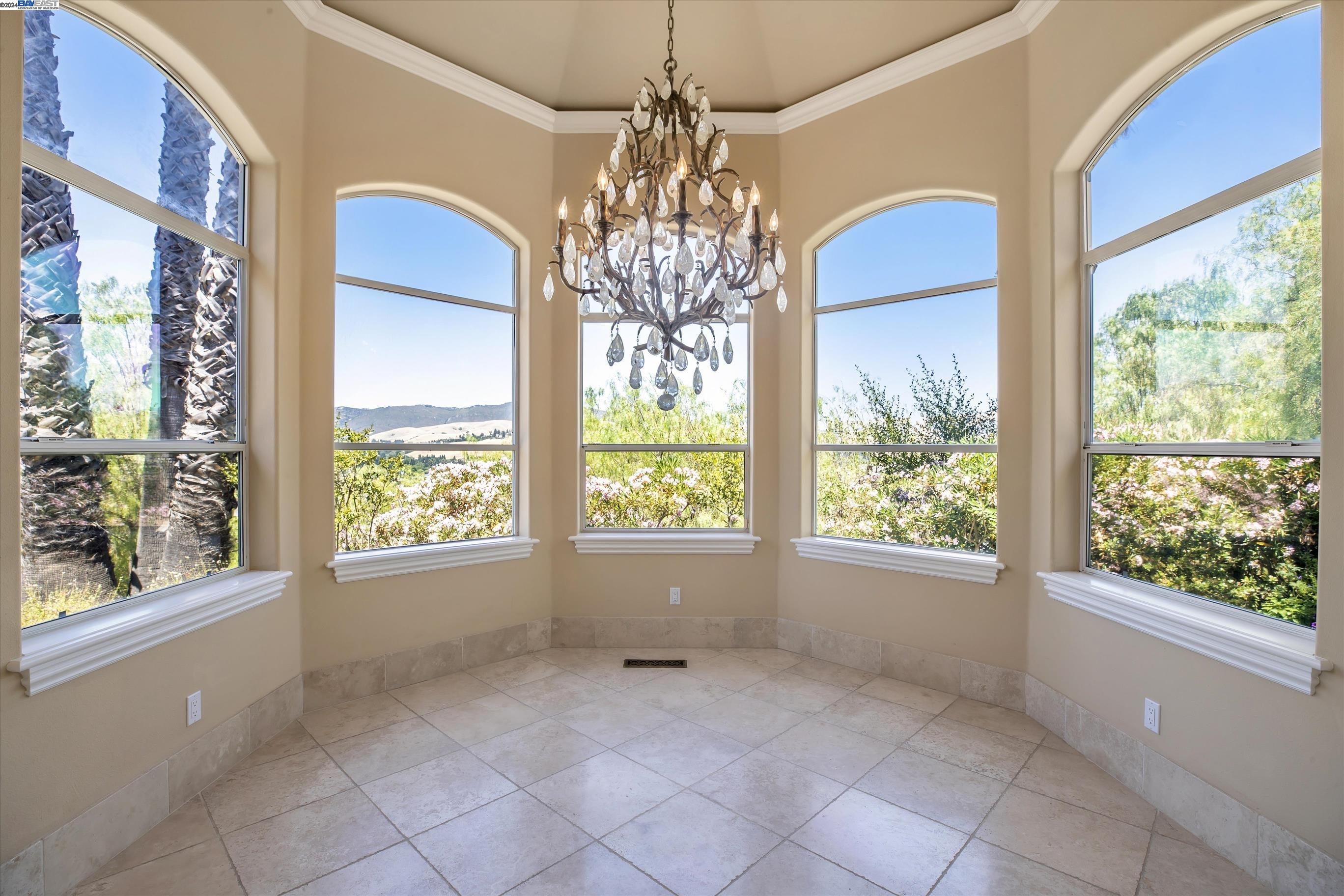 35 Hidden Hills Pl