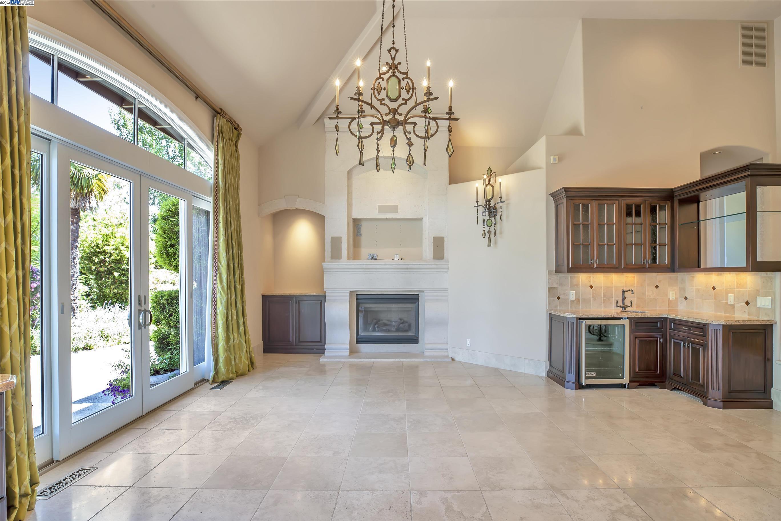 35 Hidden Hills Pl